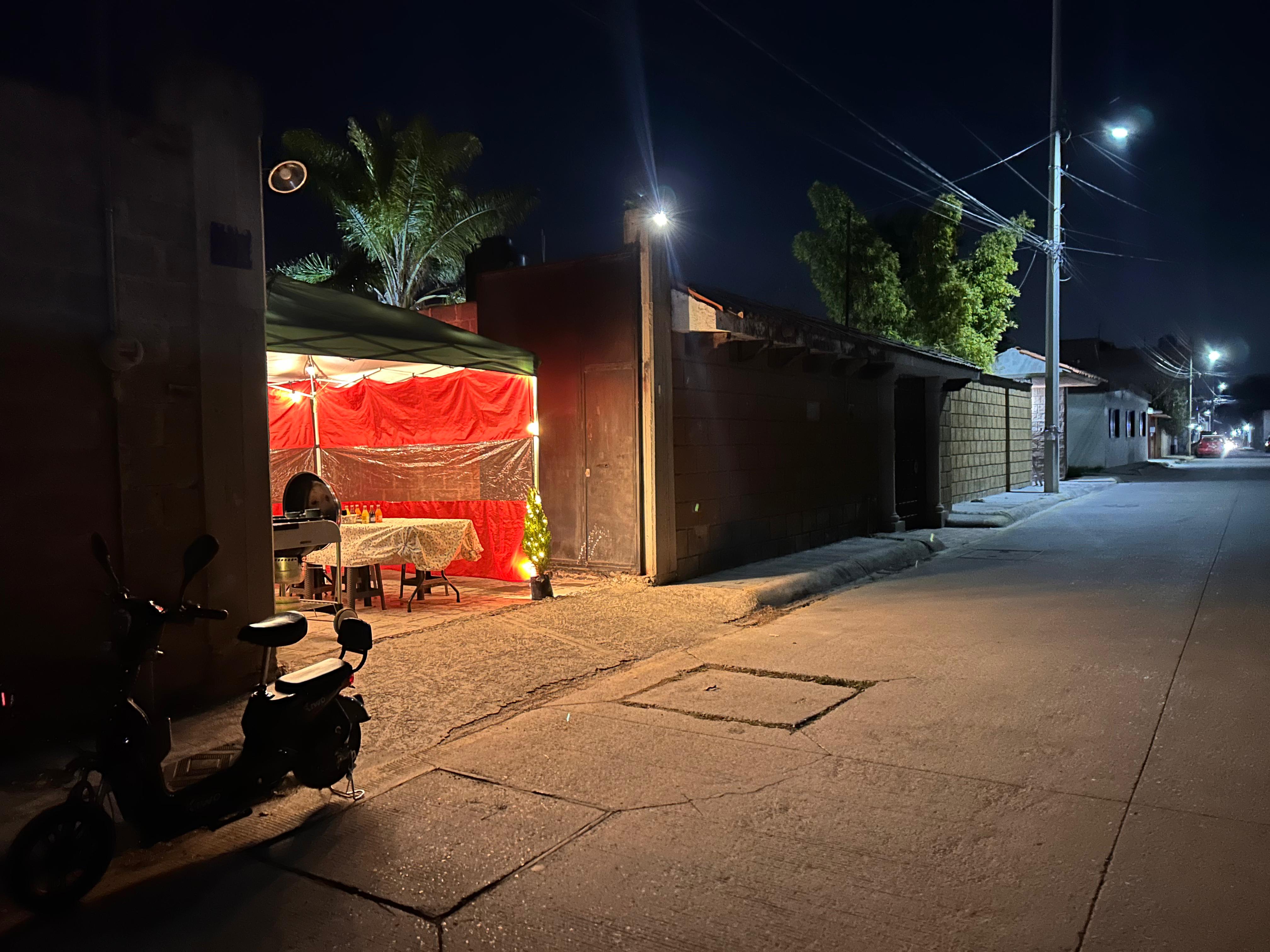 Los Pillos Bistró image 6