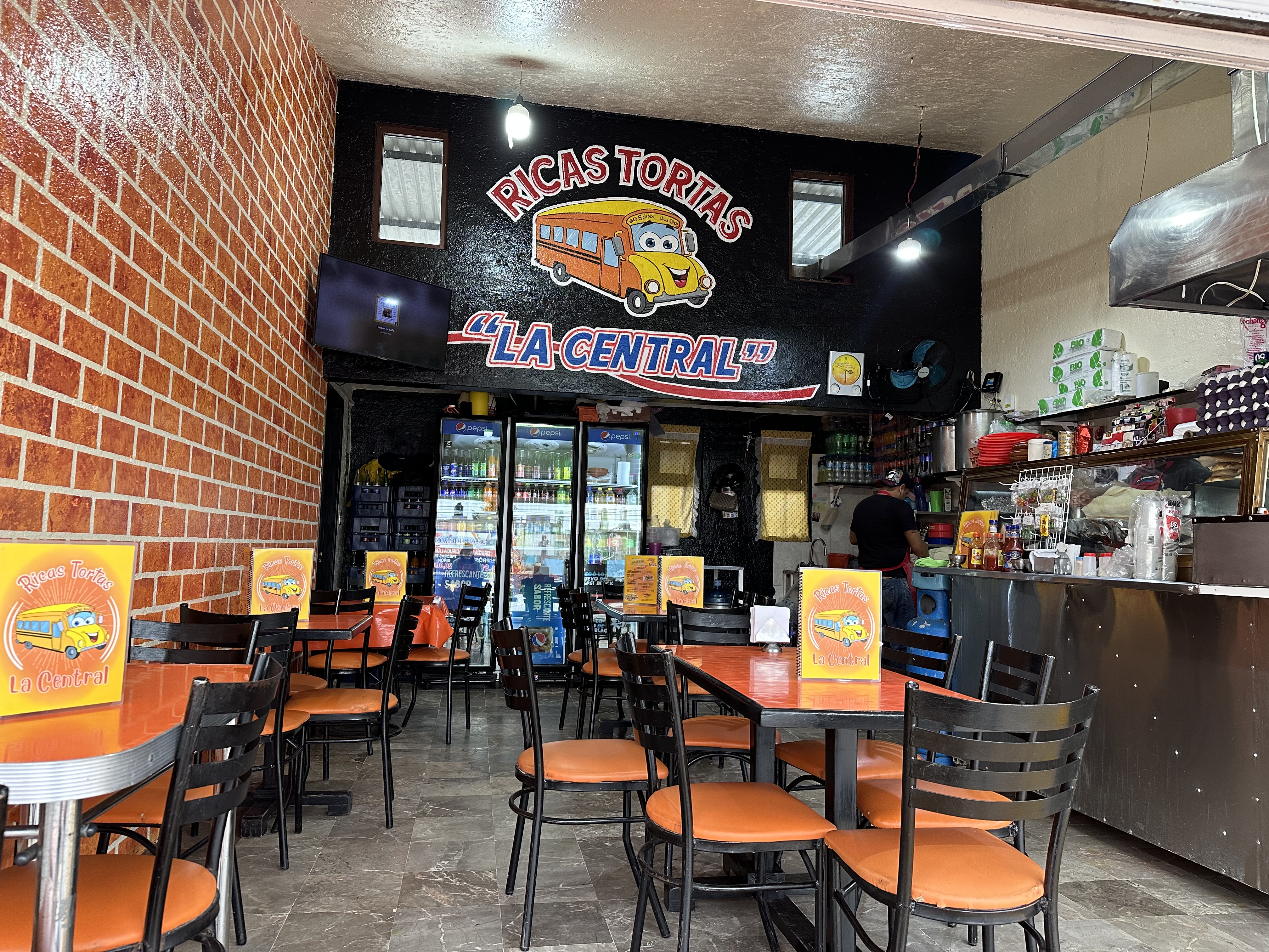 Tortas La Central image 1