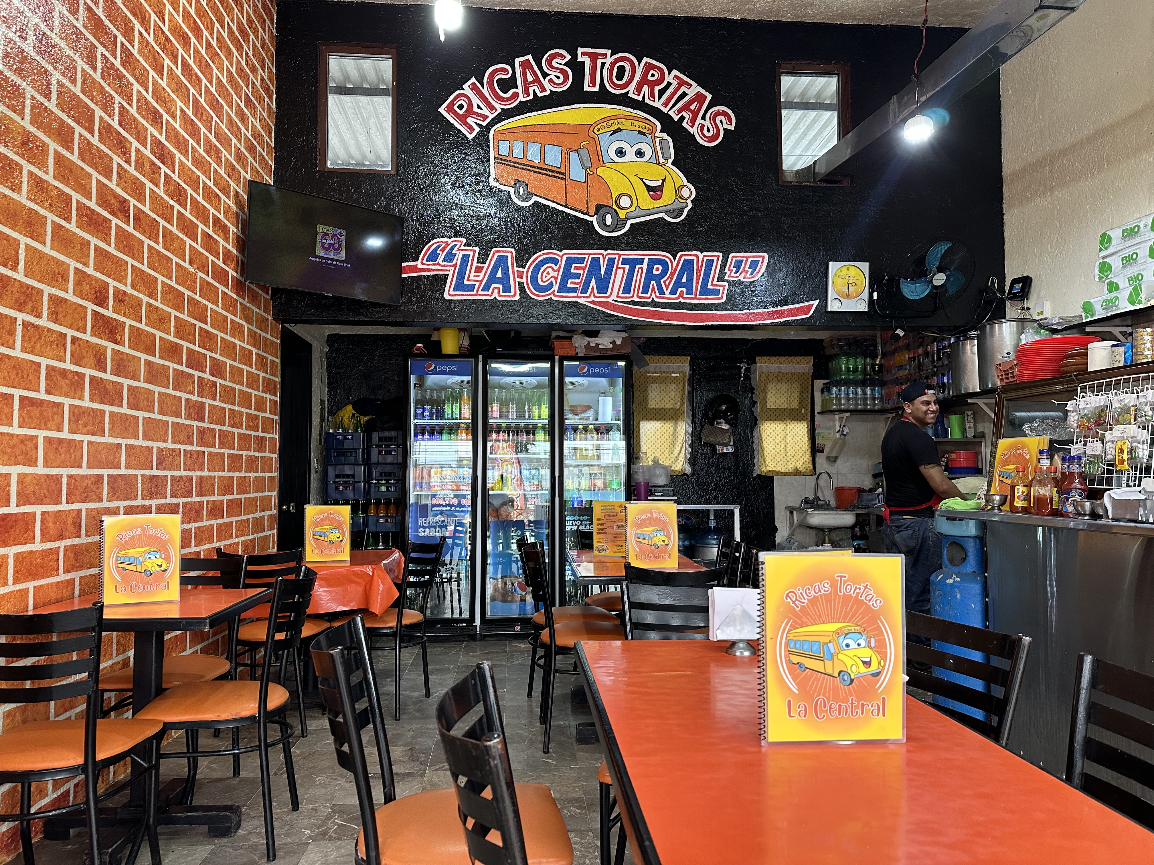 Tortas La Central image 7