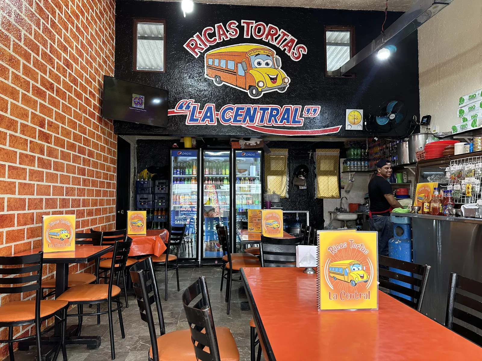 Tortas La Central image 7