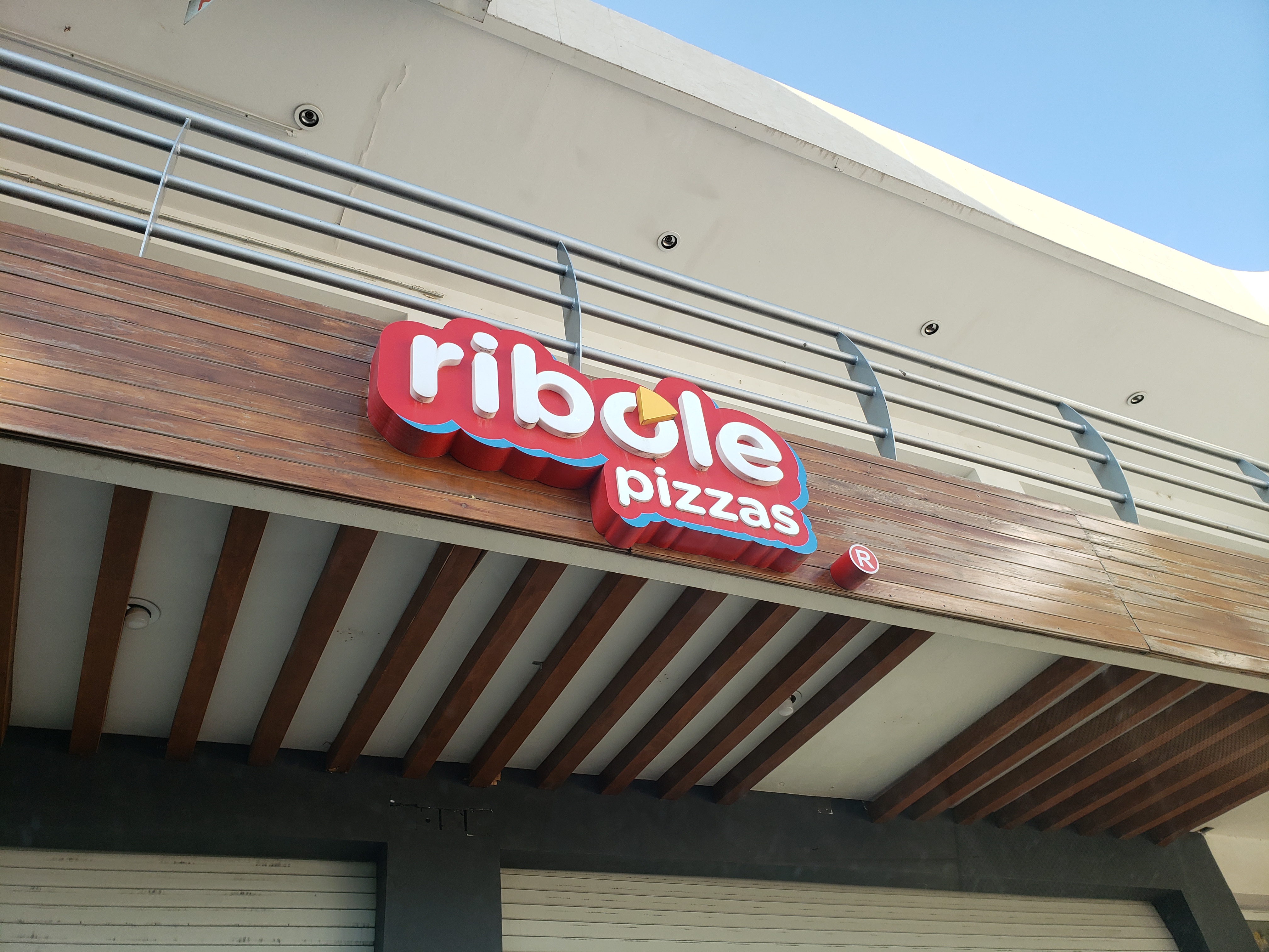 Pizzería Ribole image 1