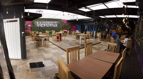 La esquina de verona image 1