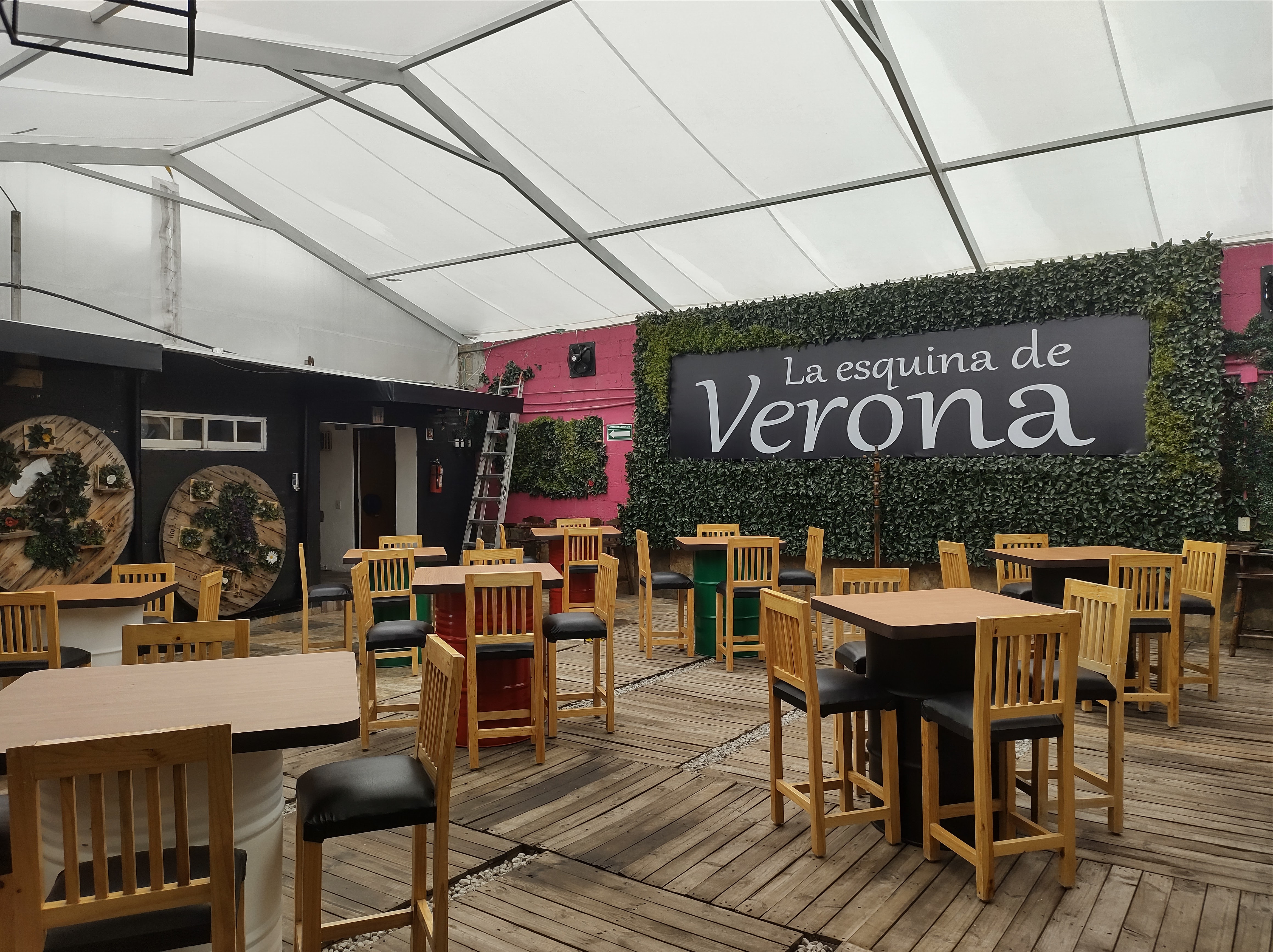 La esquina de verona image 10