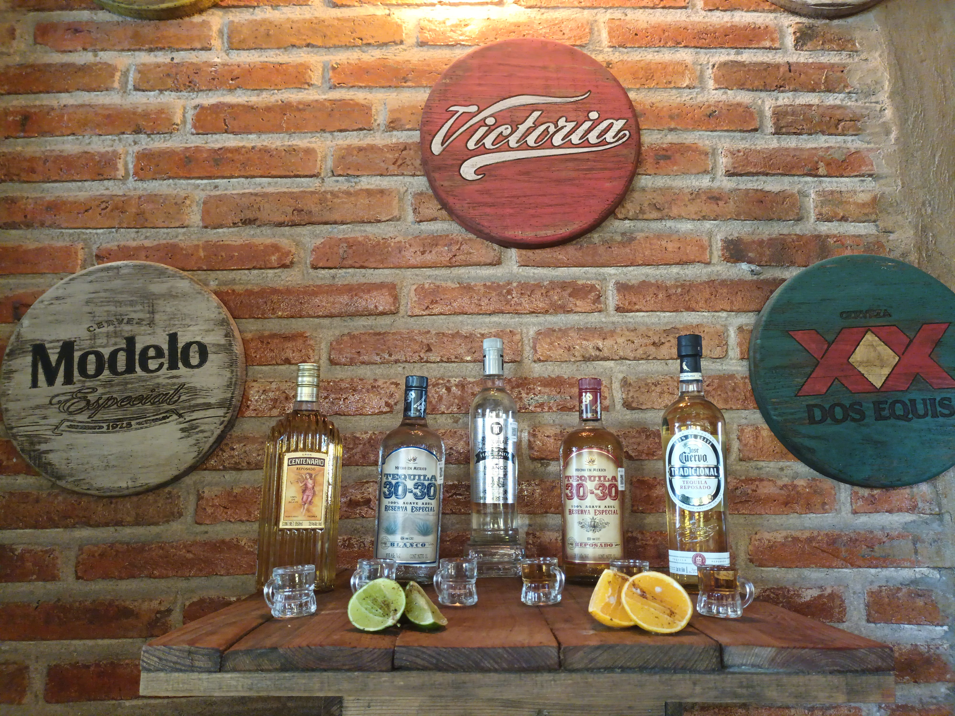 La barra snack and beer image 7