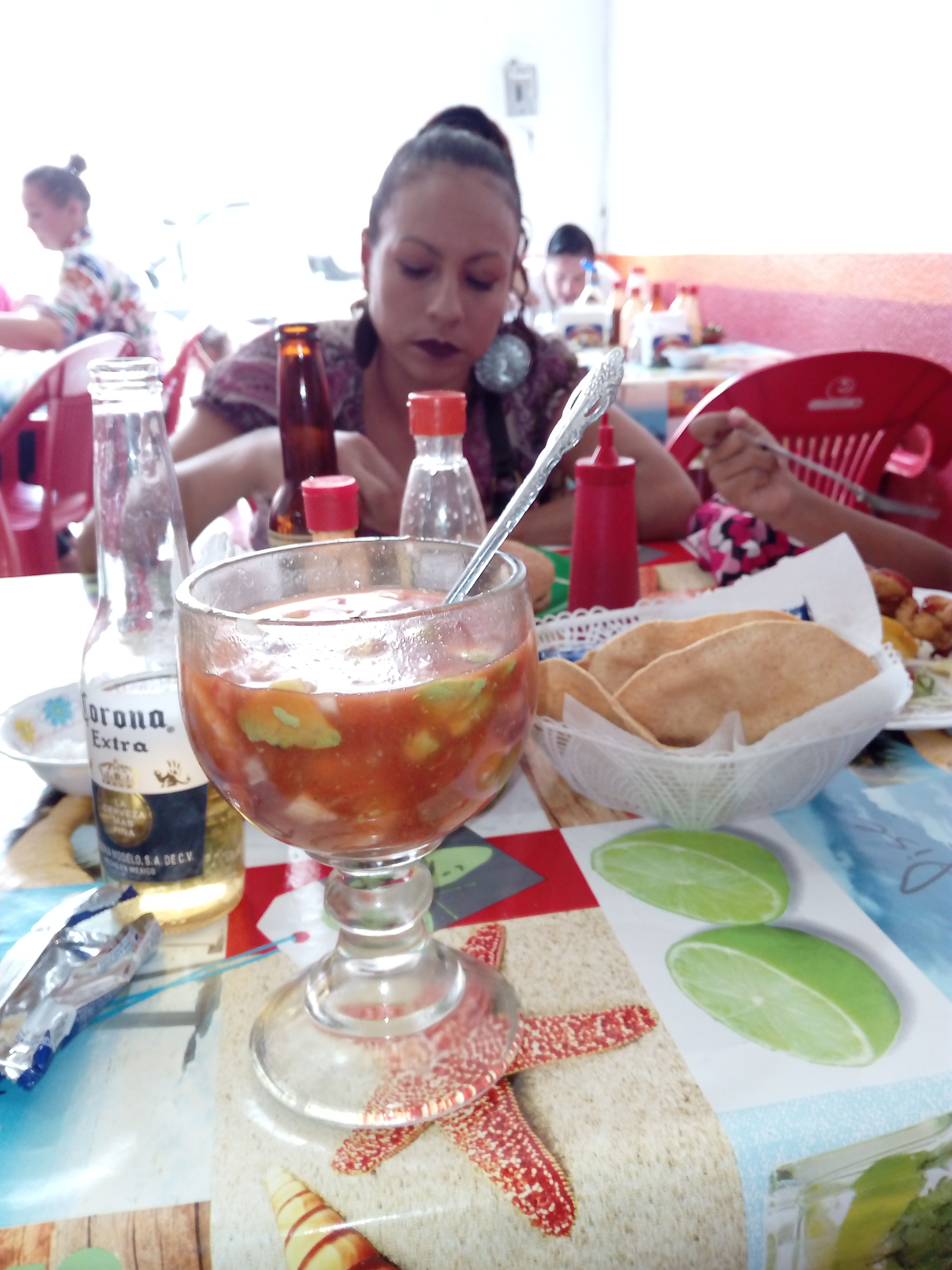 MAriscos Lupita image 3