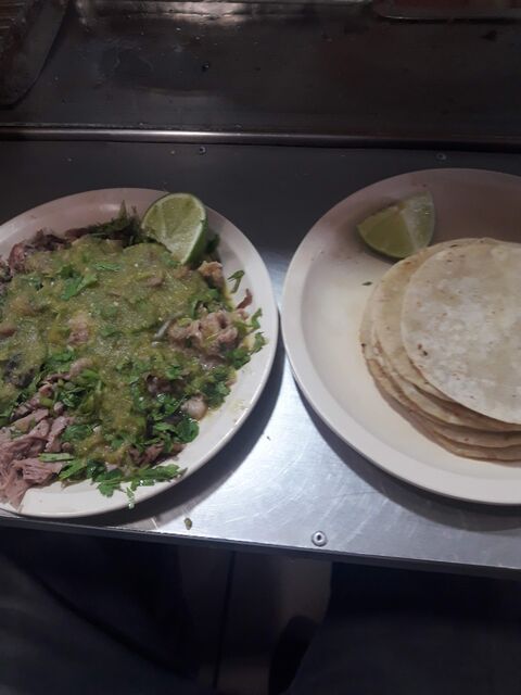 MAriscos Lupita image 6
