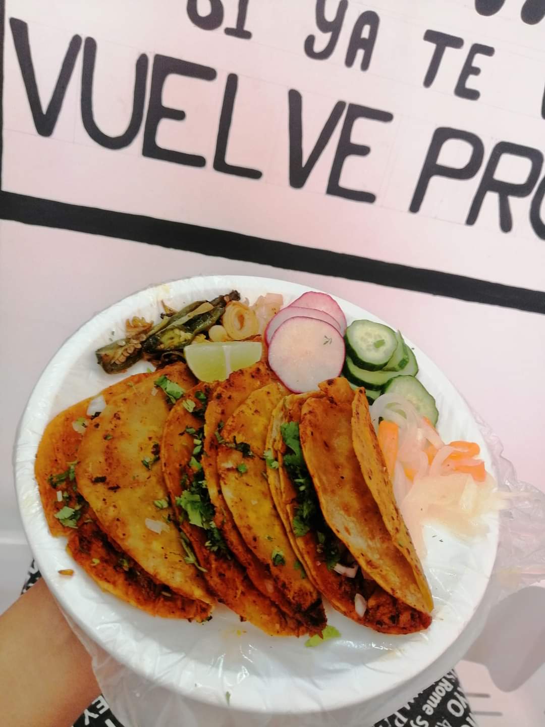 Taquería la barca image 1