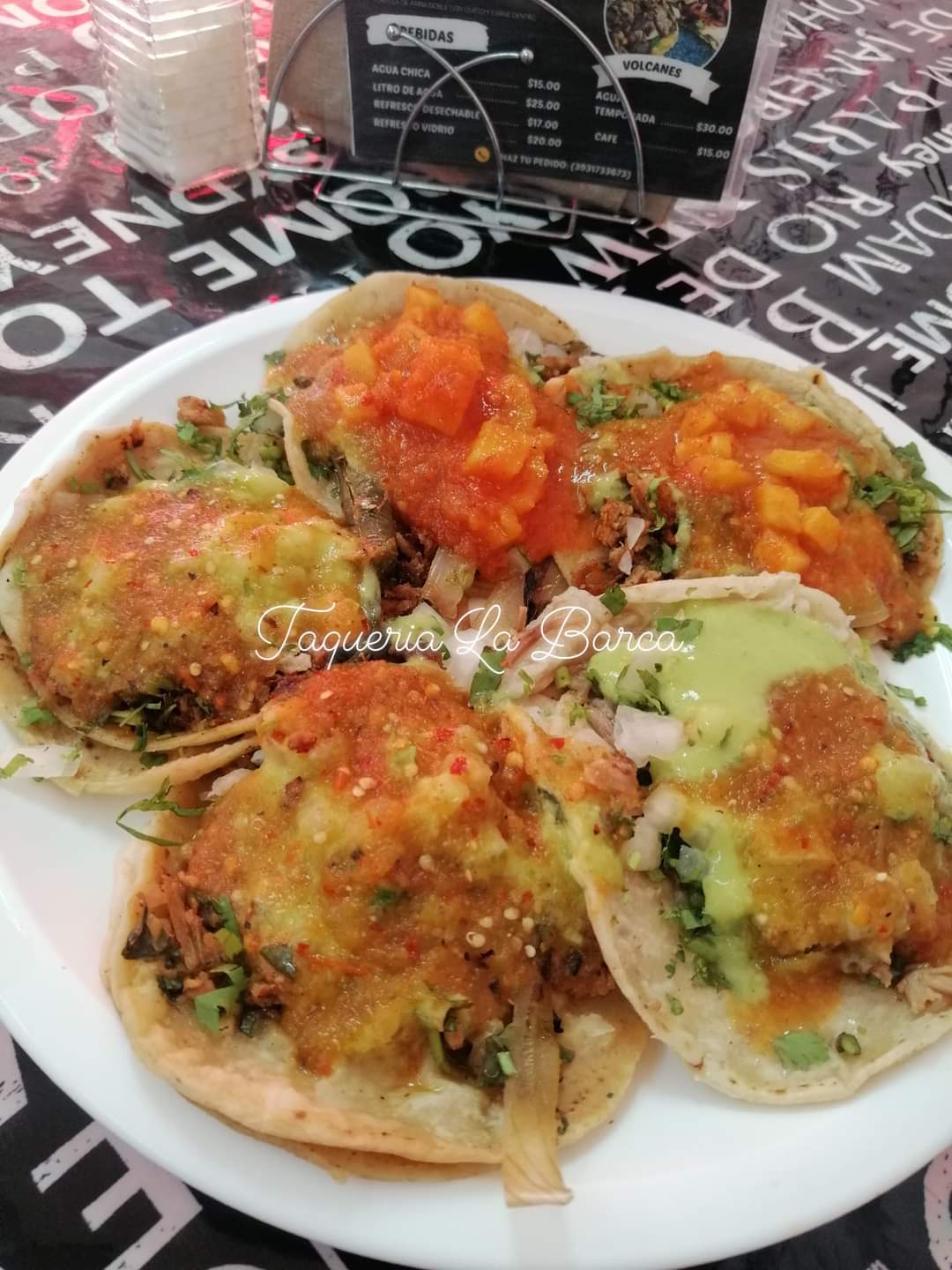 Taquería la barca image 4