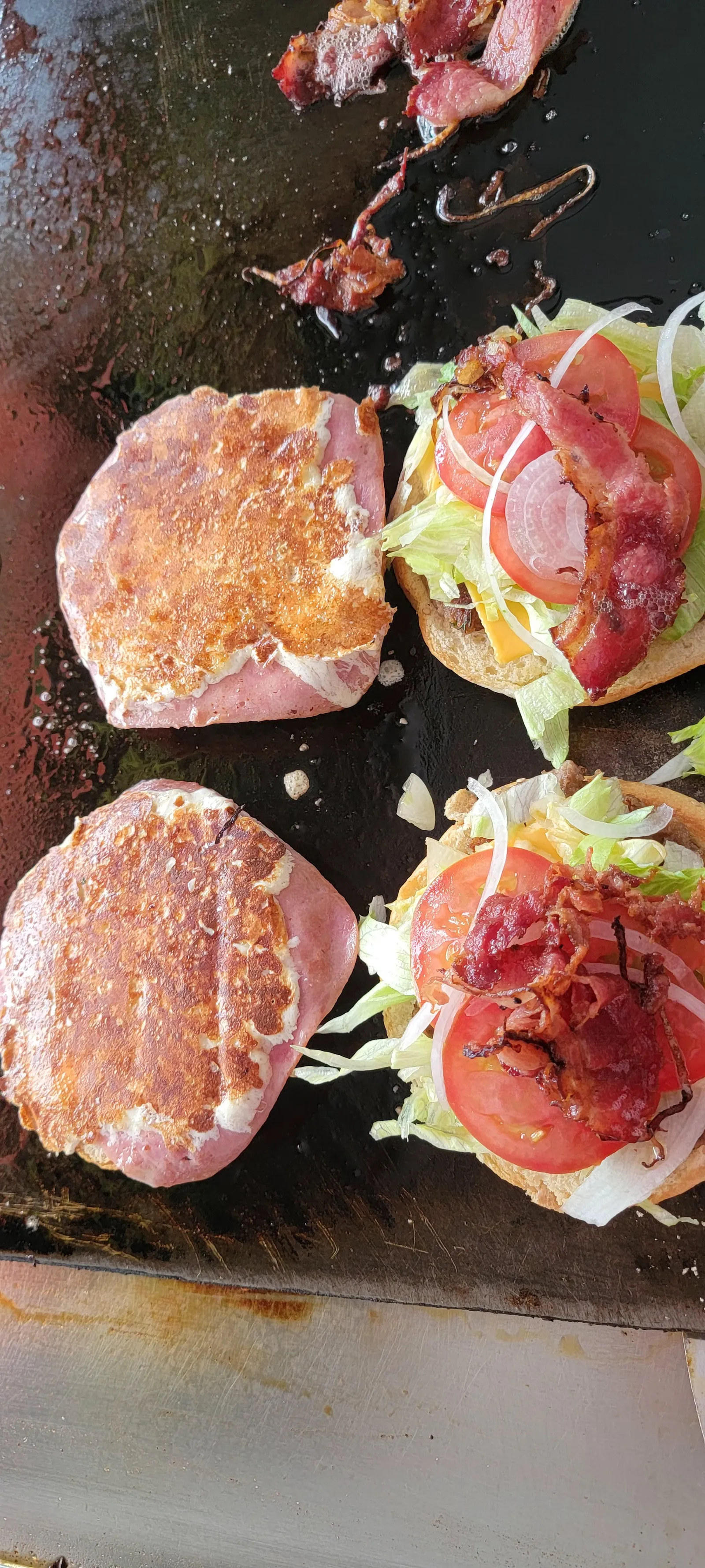 Hamburguesas LA MILLONA image 7