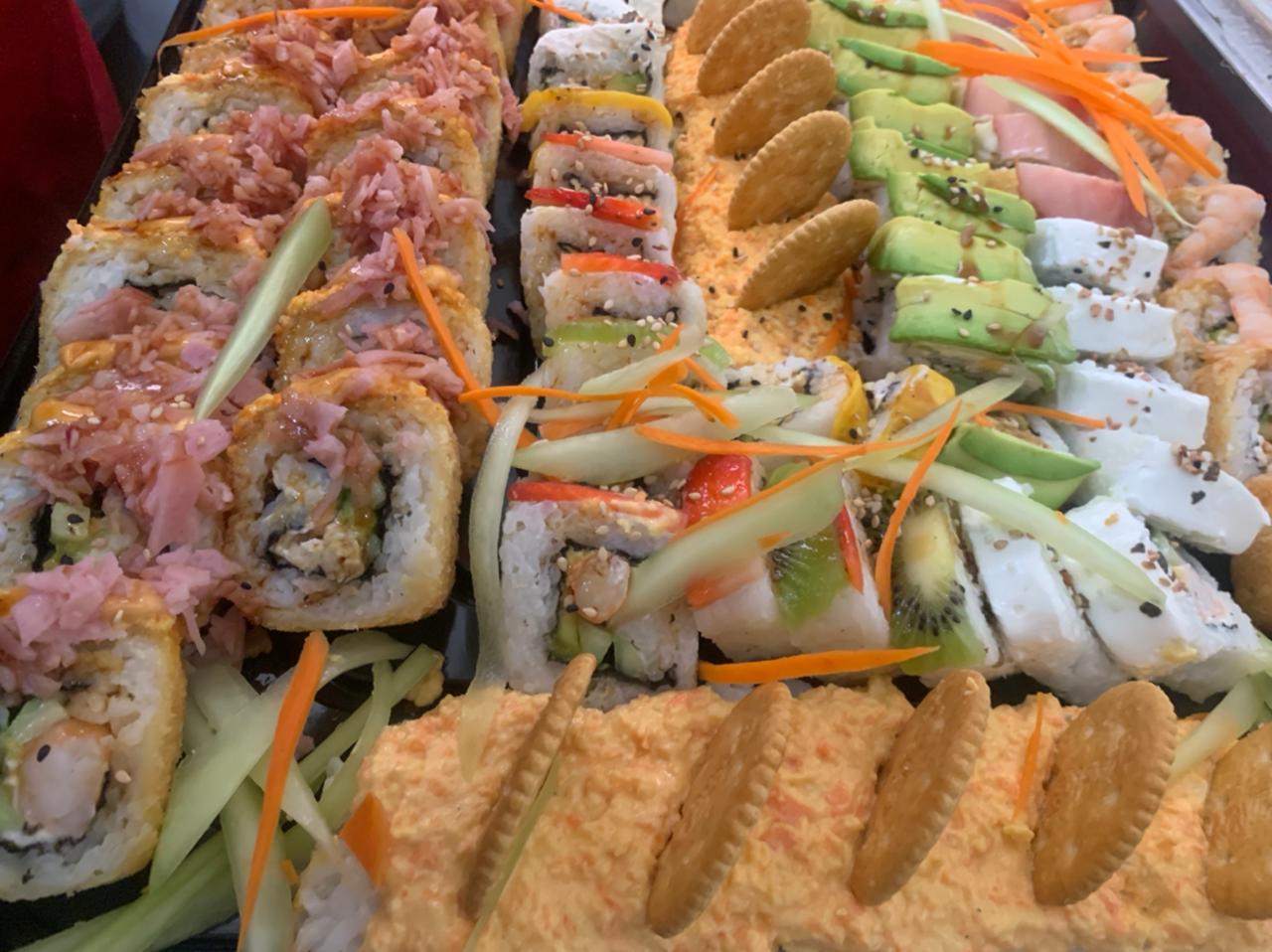 SUSHI MIAMI ROLL image 1