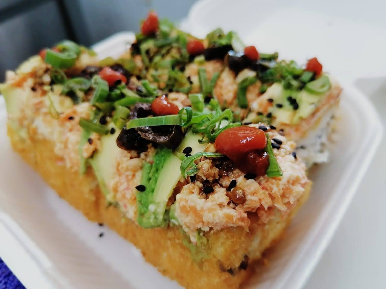 SUSHI MIAMI ROLL image 5