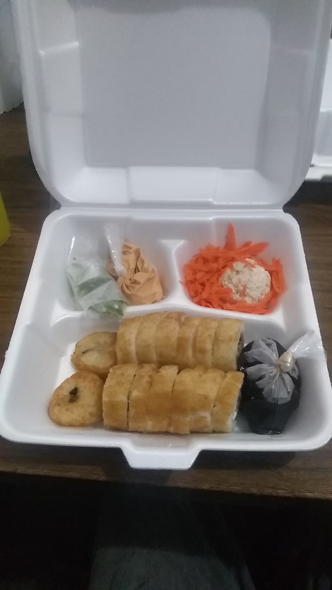 Sushi Los Plebes image 8