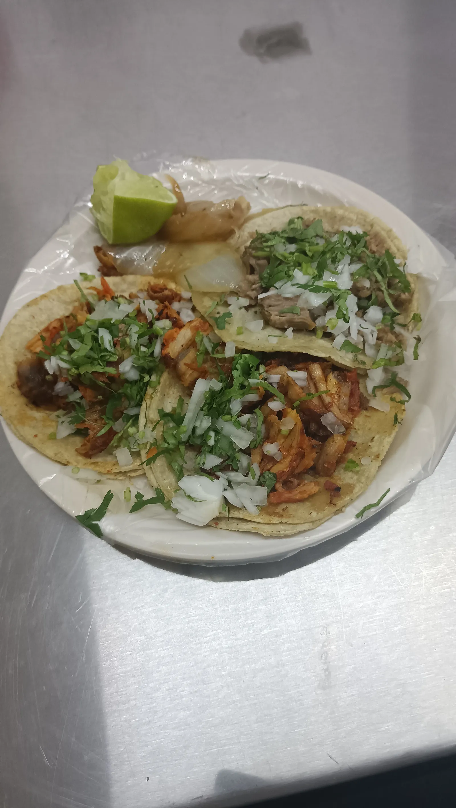Taqueria los Carnales image 5