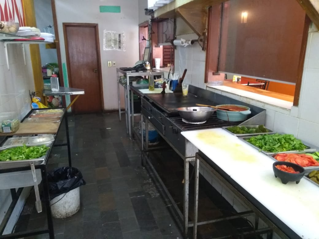 El Gurt Lonchs image 3