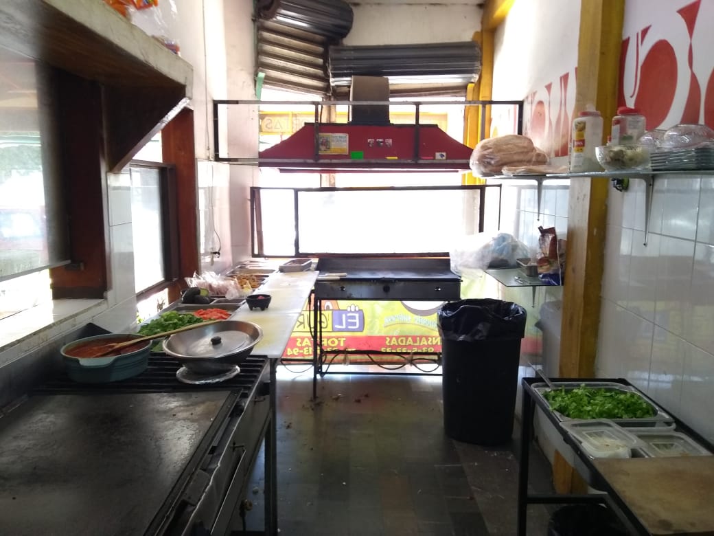 El Gurt Lonchs image 6