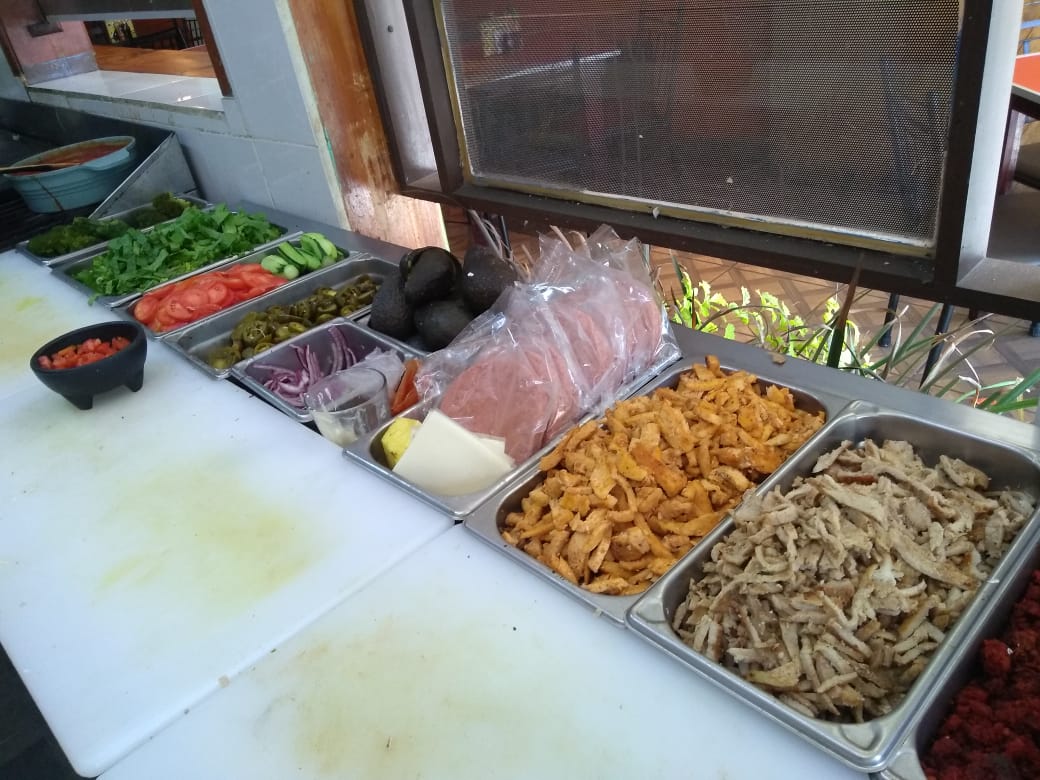 El Gurt Lonchs image 8