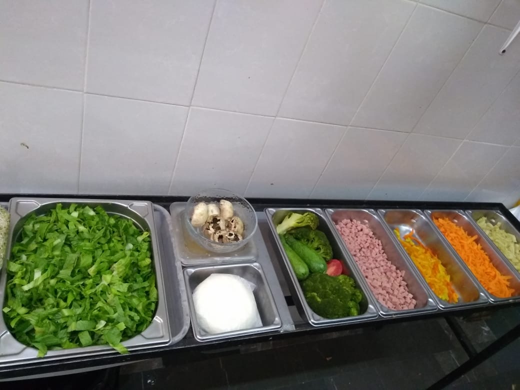 El Gurt Lonchs image 10