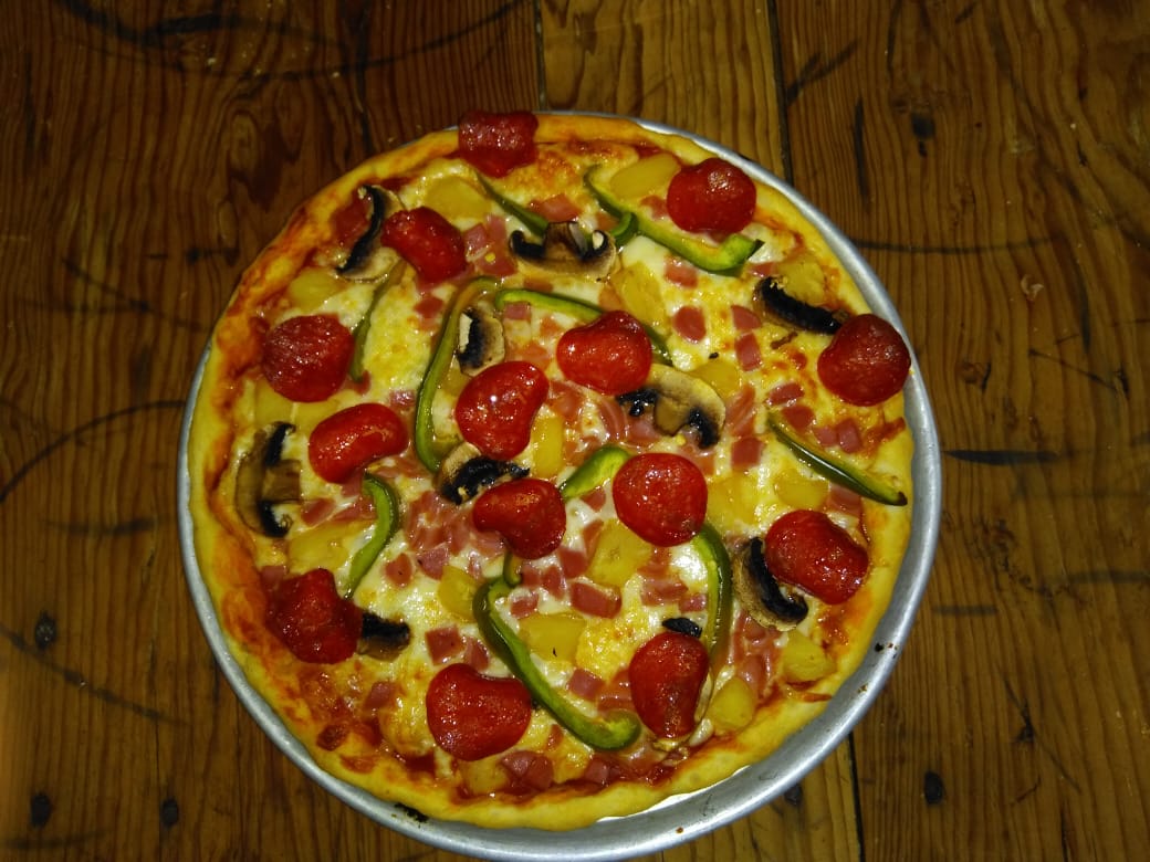 CHANITA'S PIZZA image 4