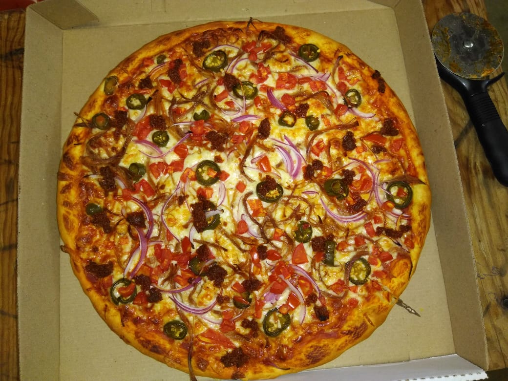 CHANITA'S PIZZA image 9