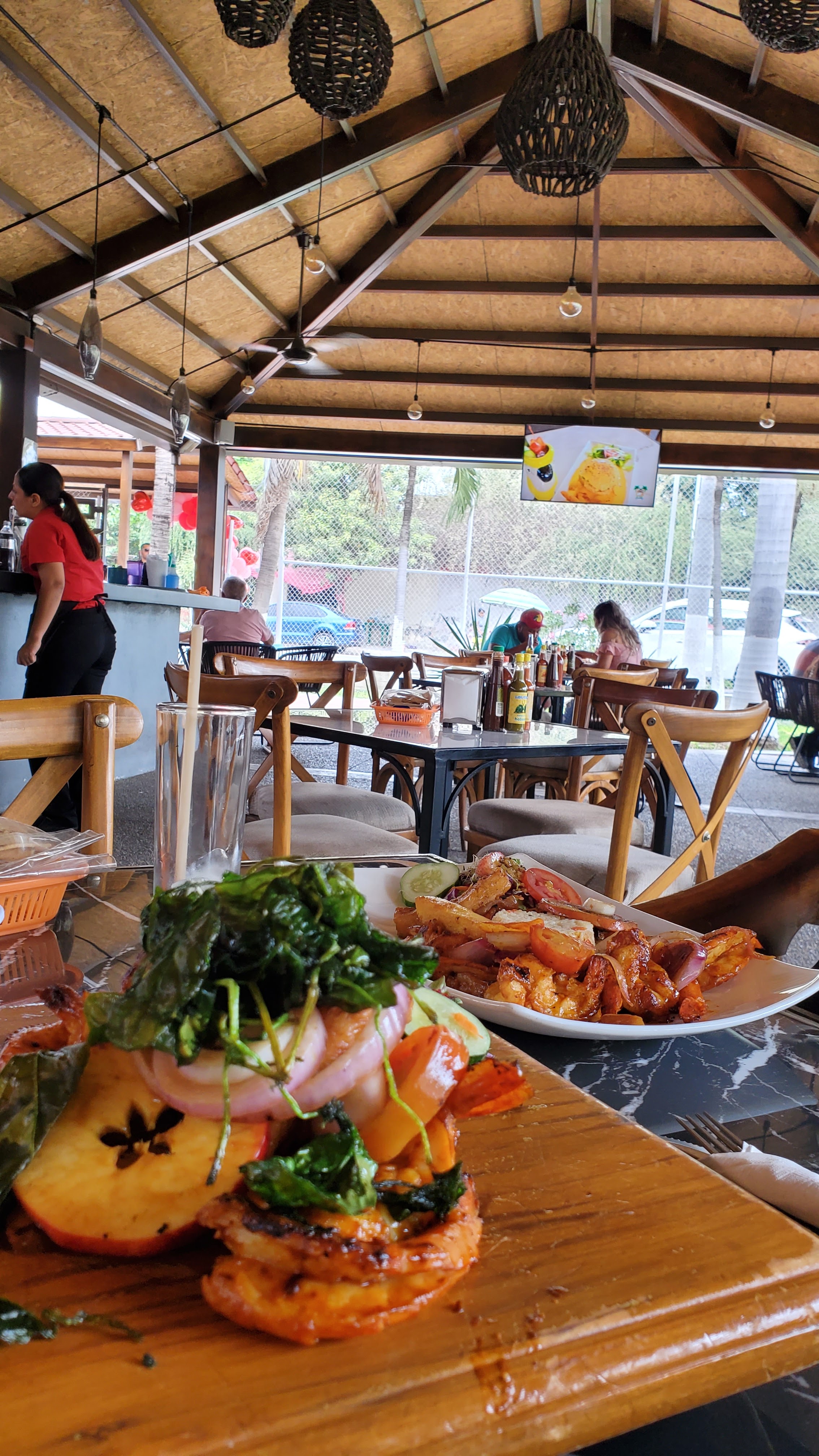 El Capi Restaurante image 7