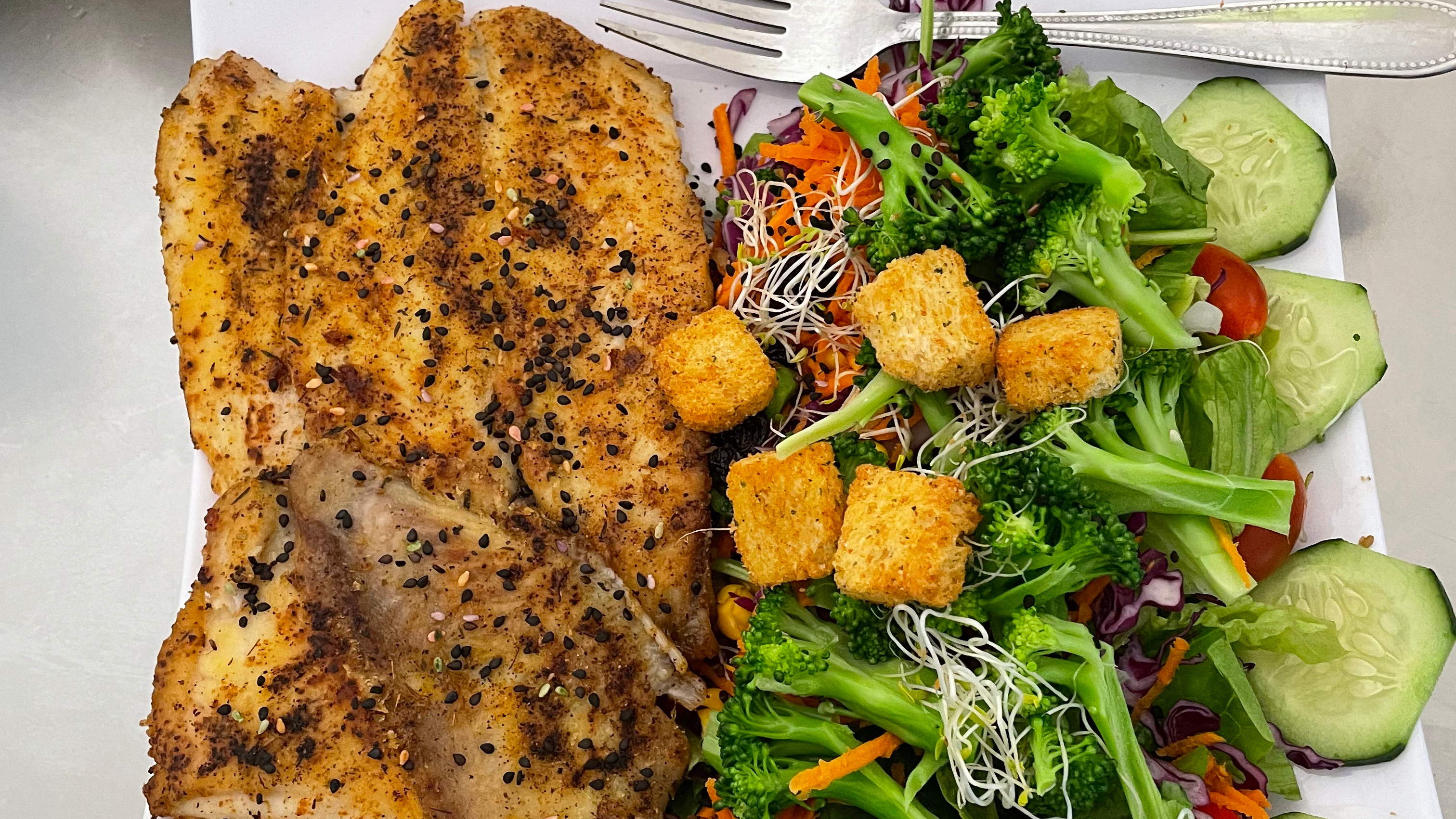 100% SANO ENSALADAS Y MÁS... image 2