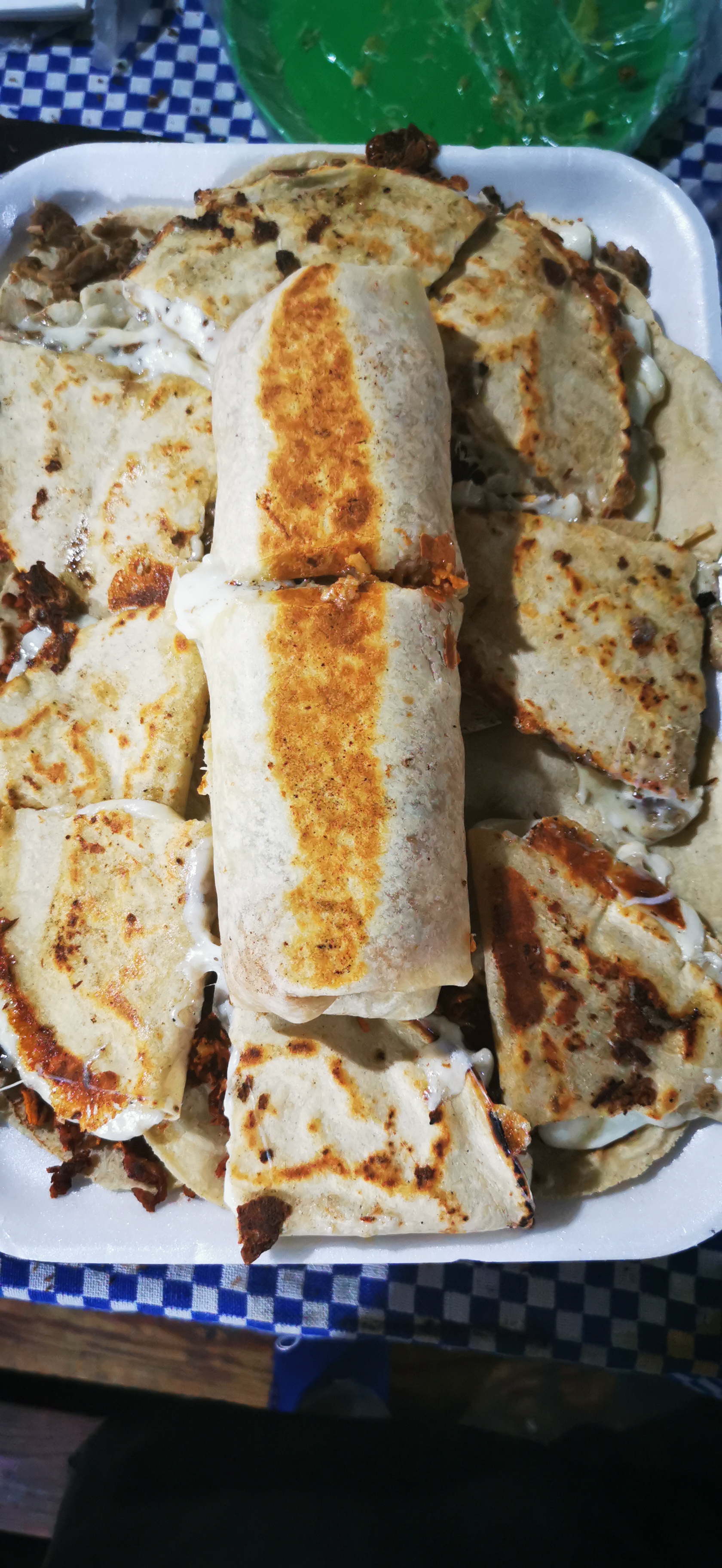 Taquería el Burritaco image 2