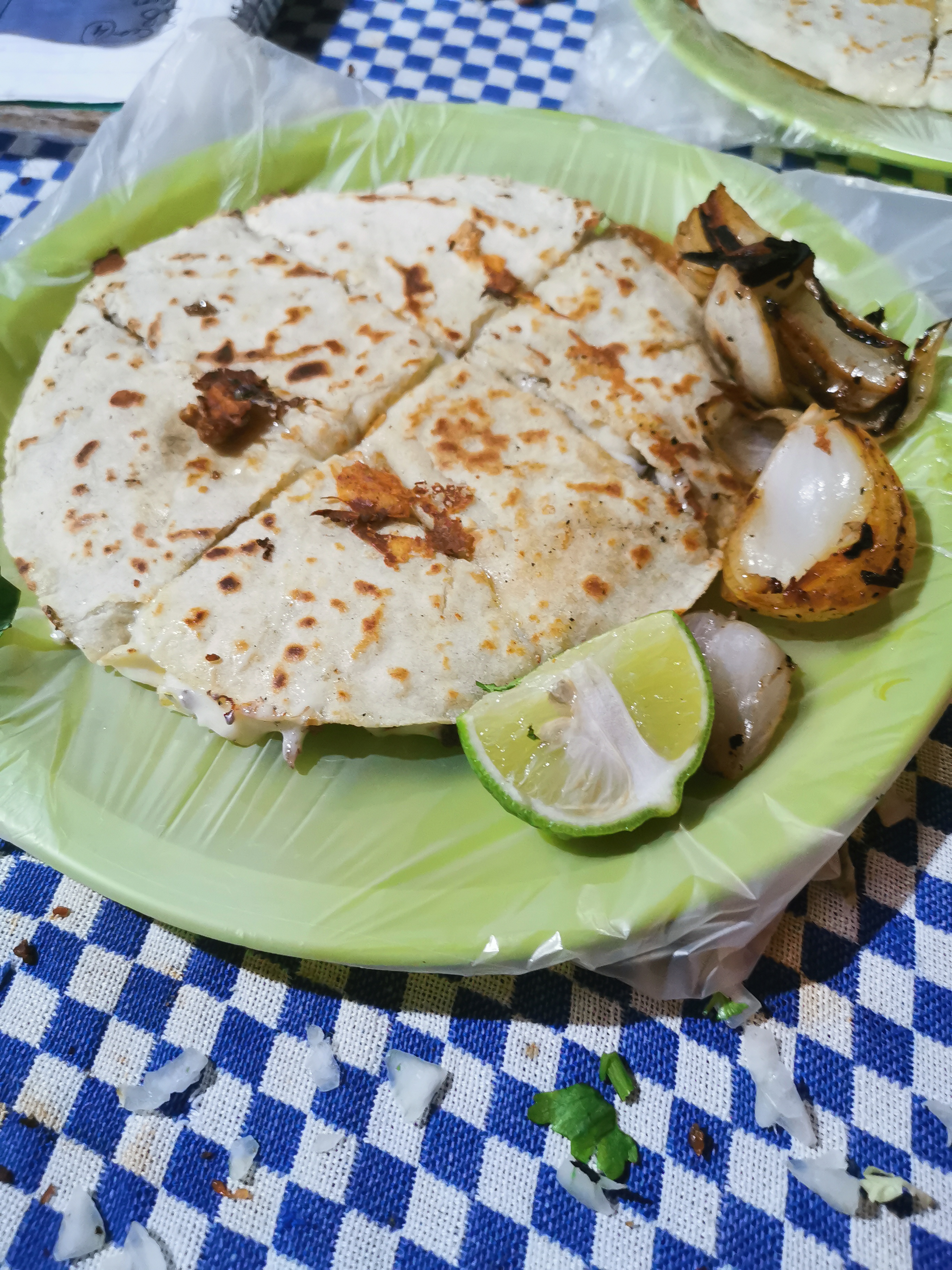 Taquería el Burritaco image 3