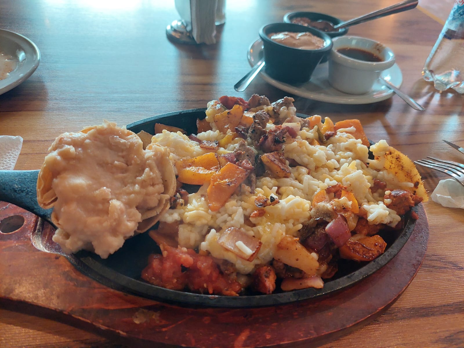 Emperador Restaurant-bar image 4