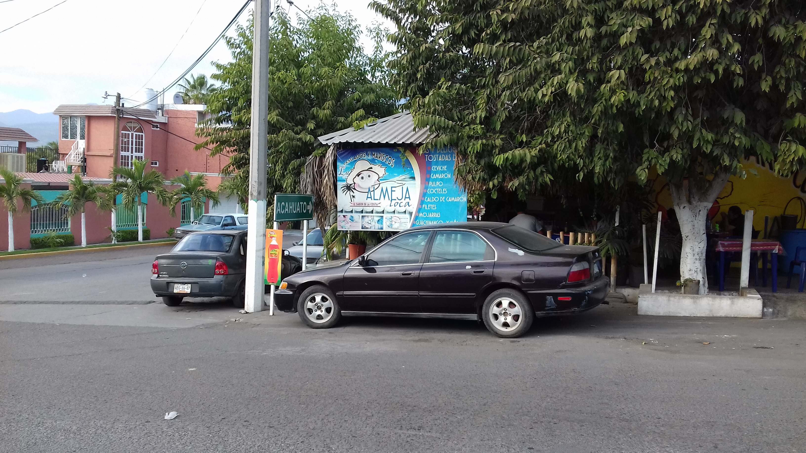 Restaurante de Mariscos la Almeja Loca image 9