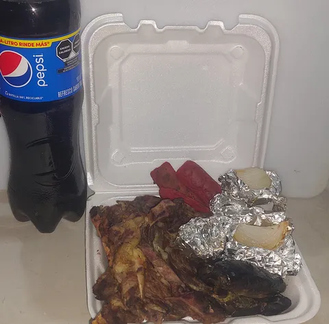 Seis 28 Boneless & Grill image 6