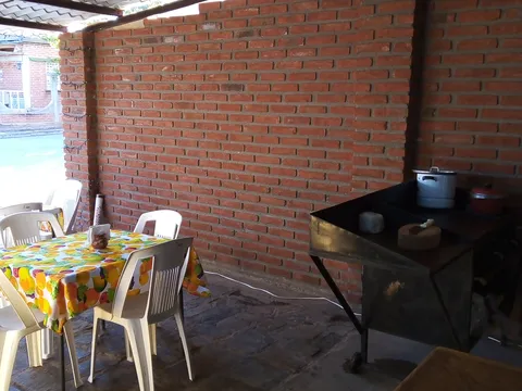 Tacos y birria de res las gelas image