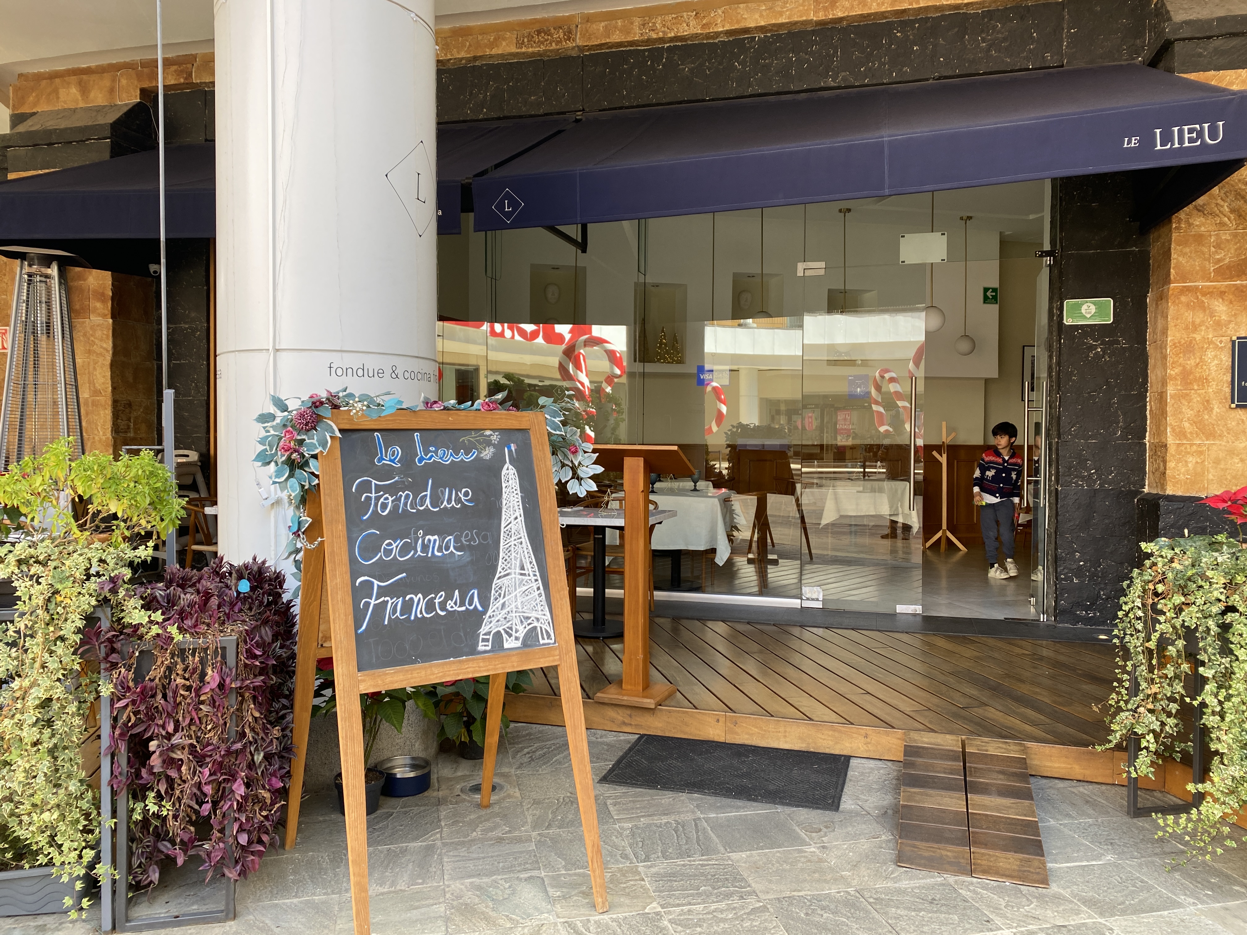 Le Lieu Altozano image 8