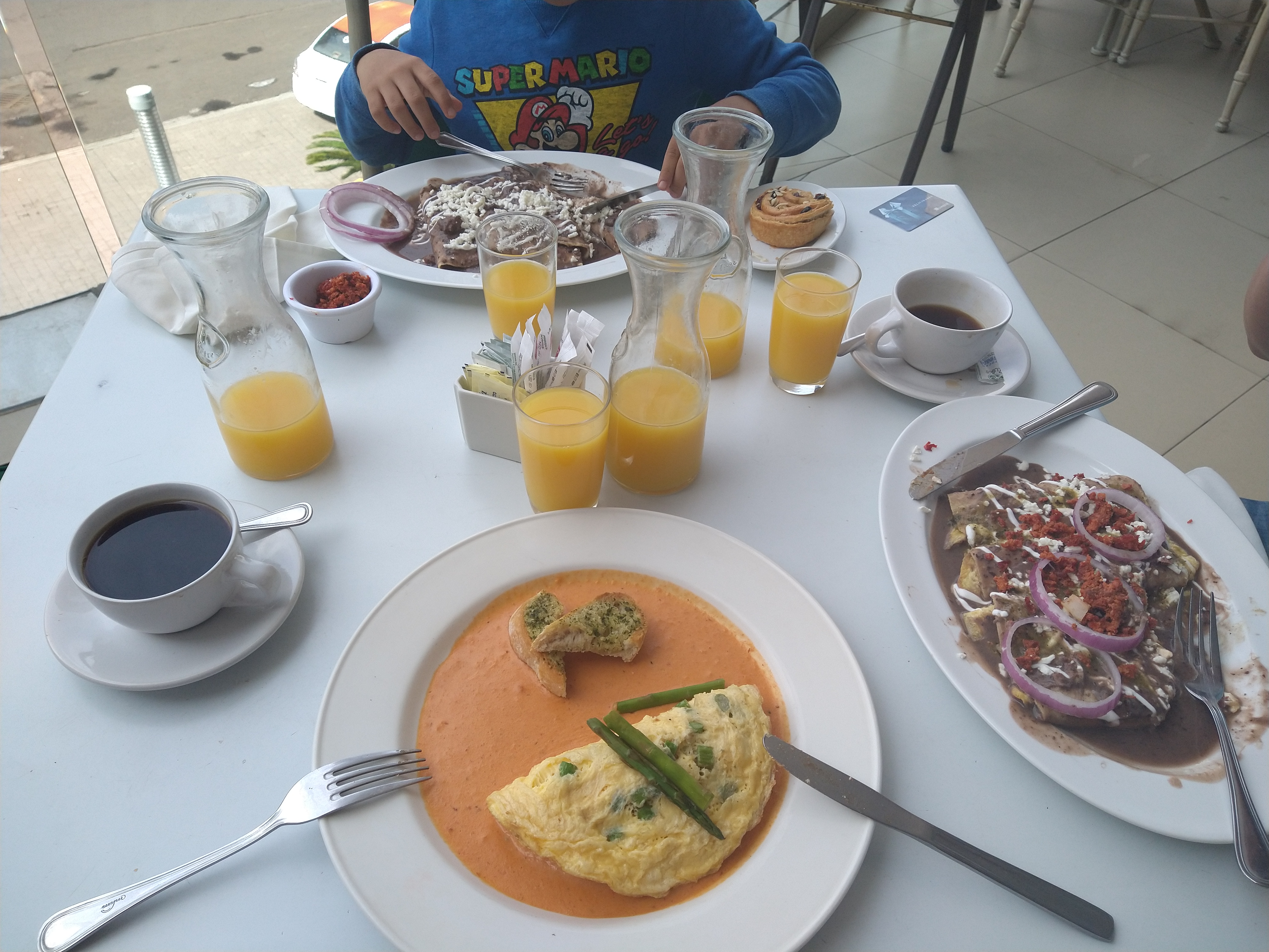 Italianni's Morelia image 9