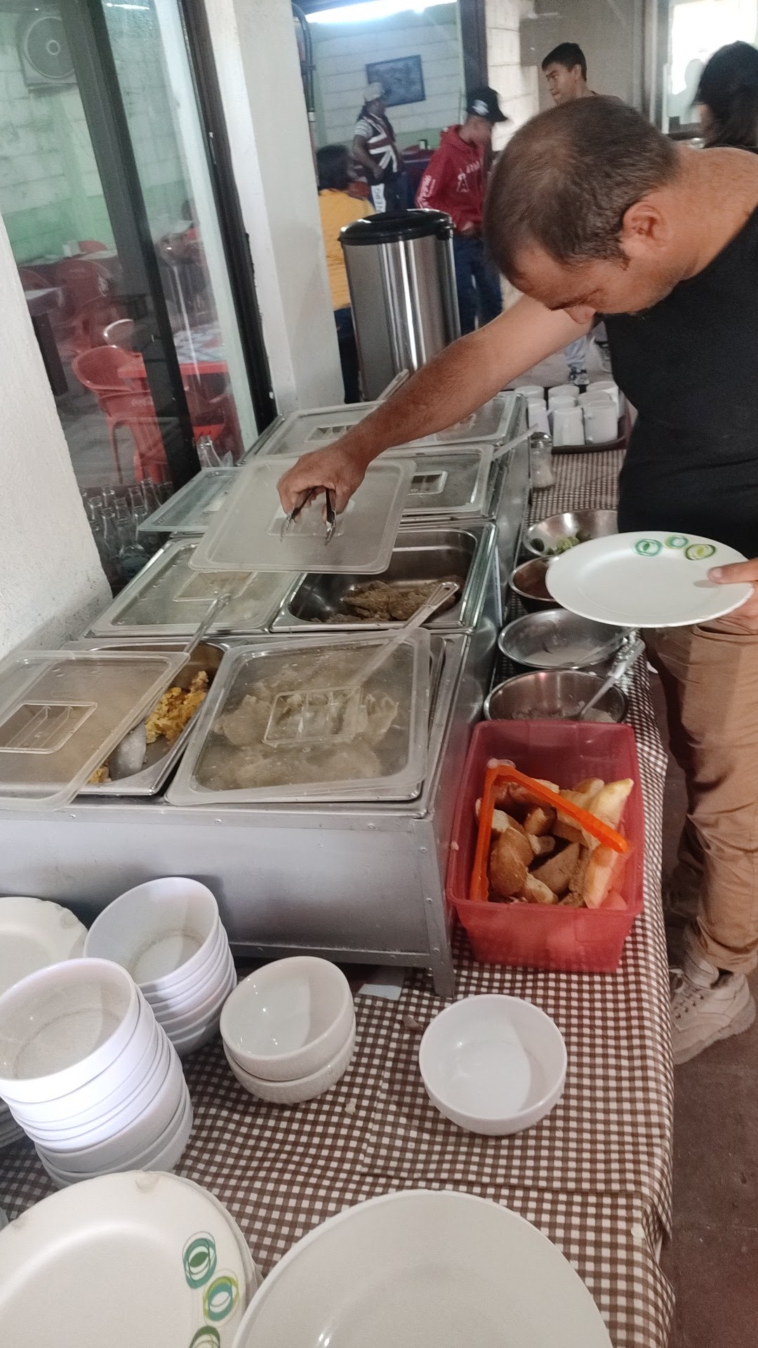 Mi Casa restaurante bufete image 5