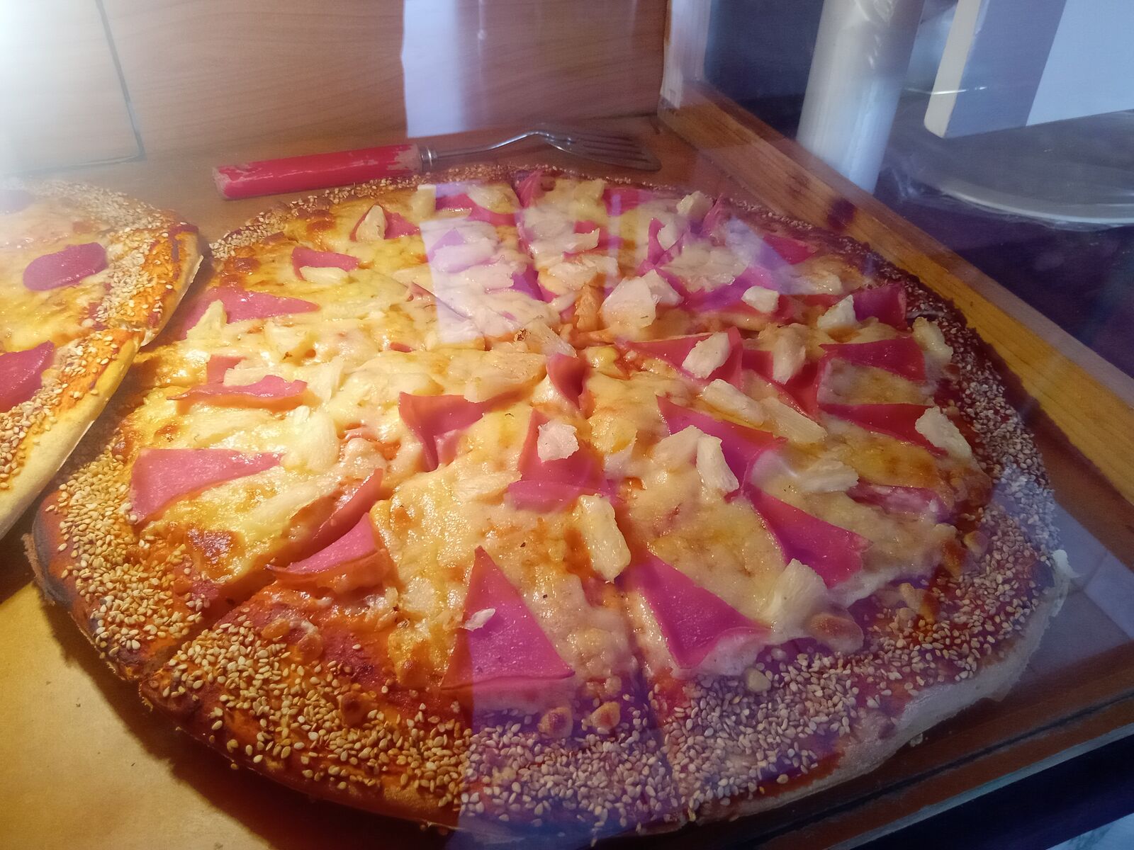 Pizzería leal image 4