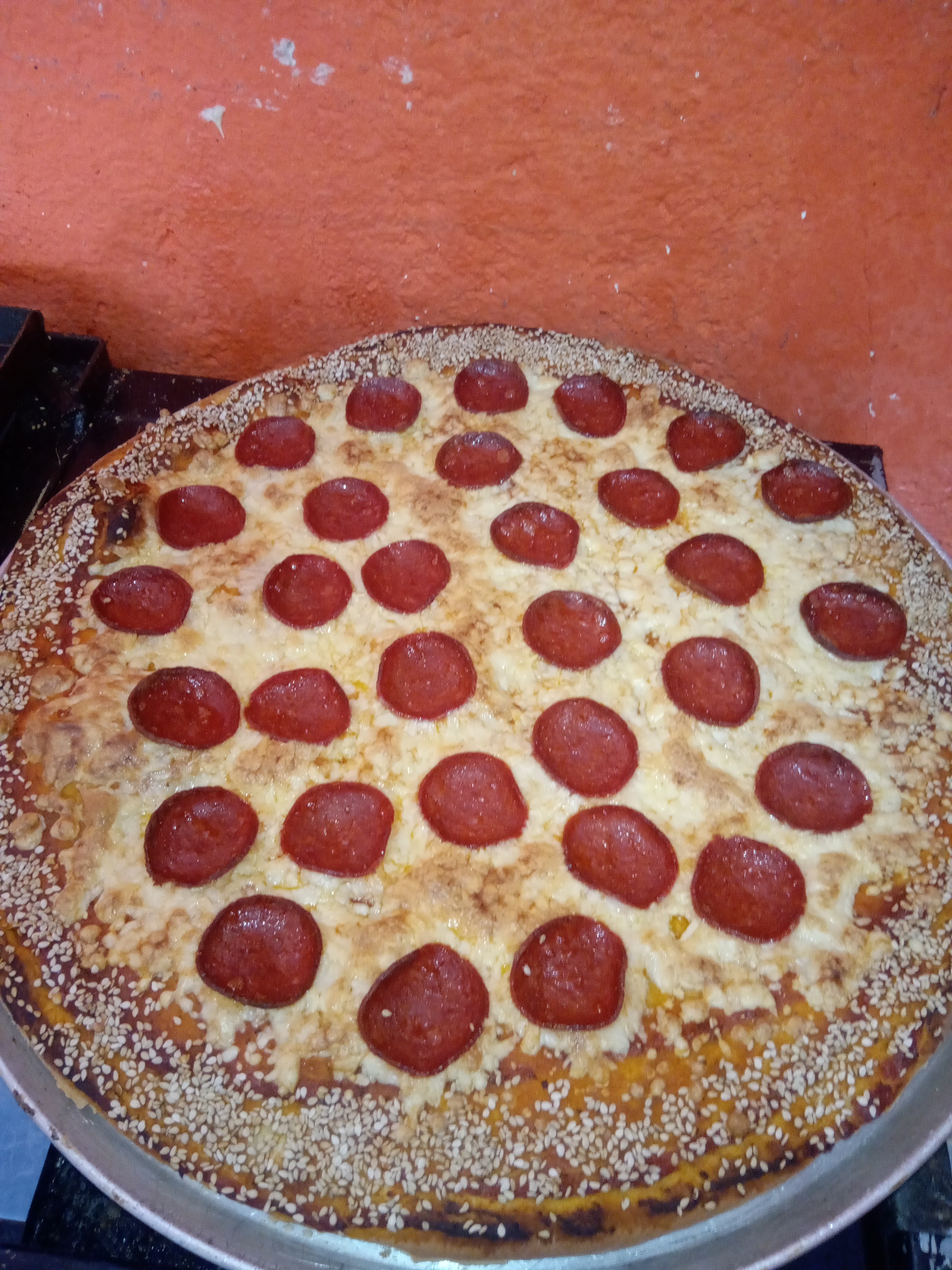Pizzería leal image 5