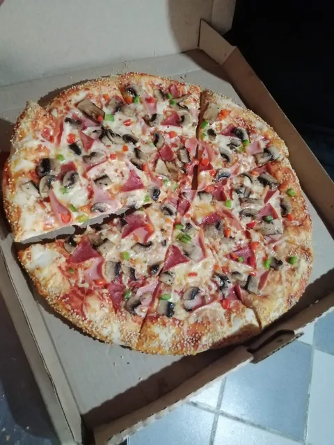 Pizza Griega image 8
