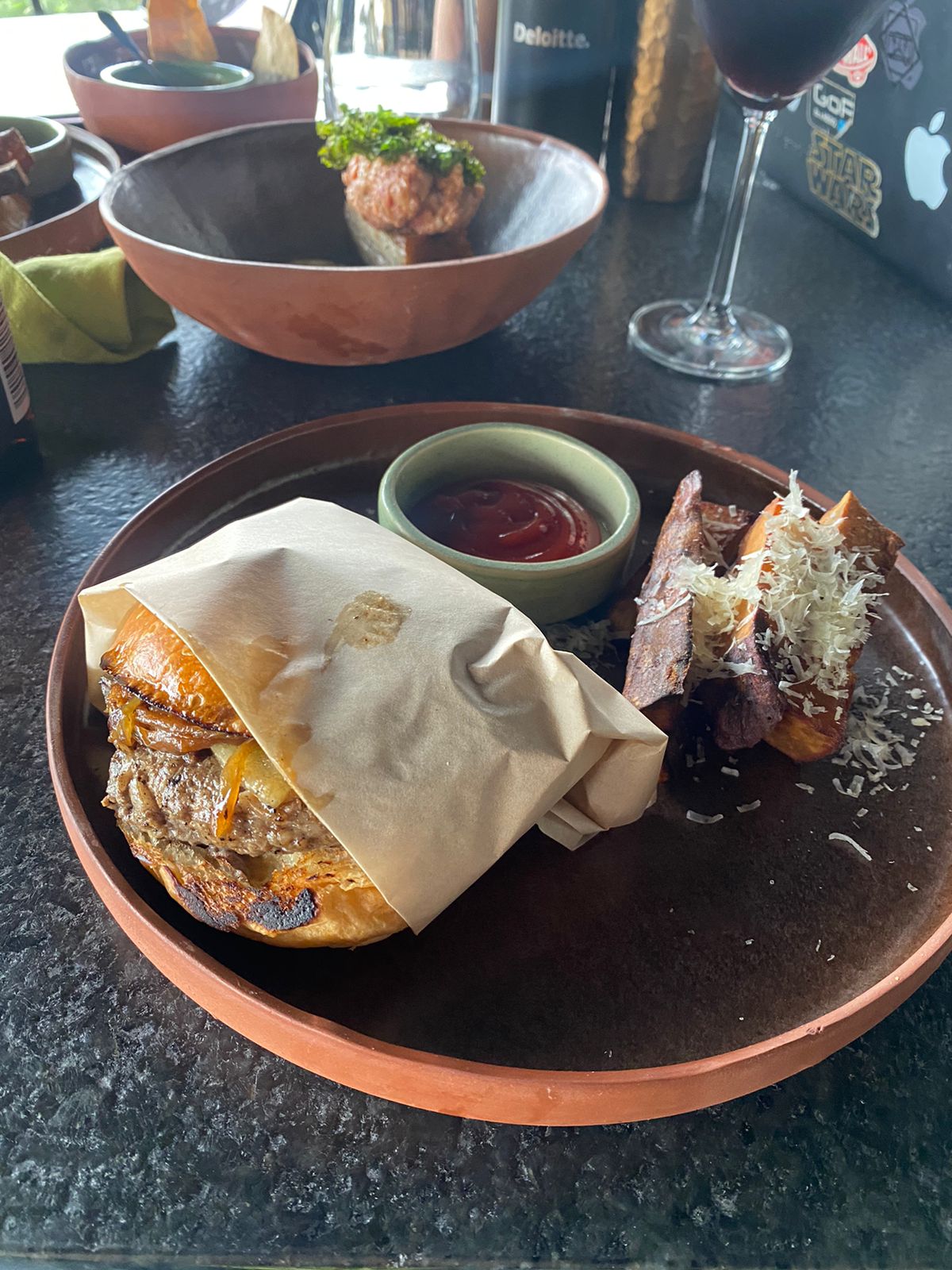 Vertical Restaurante y Bar - Viñedos Puerta del Lobo image 7