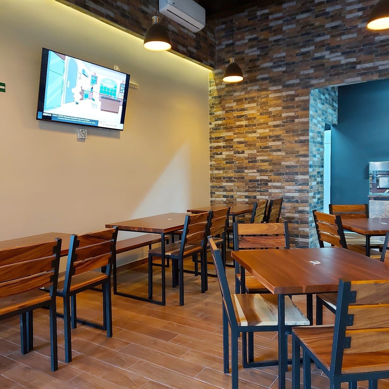 Fata Forno & Grill image 9