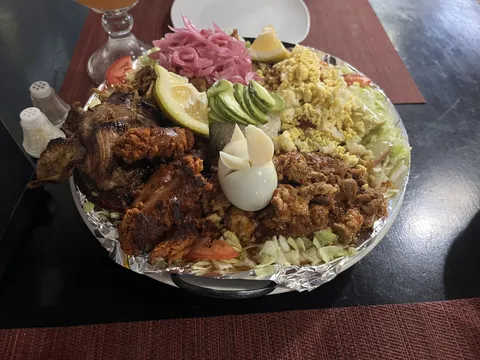 Eleganzza Restaurant image 5
