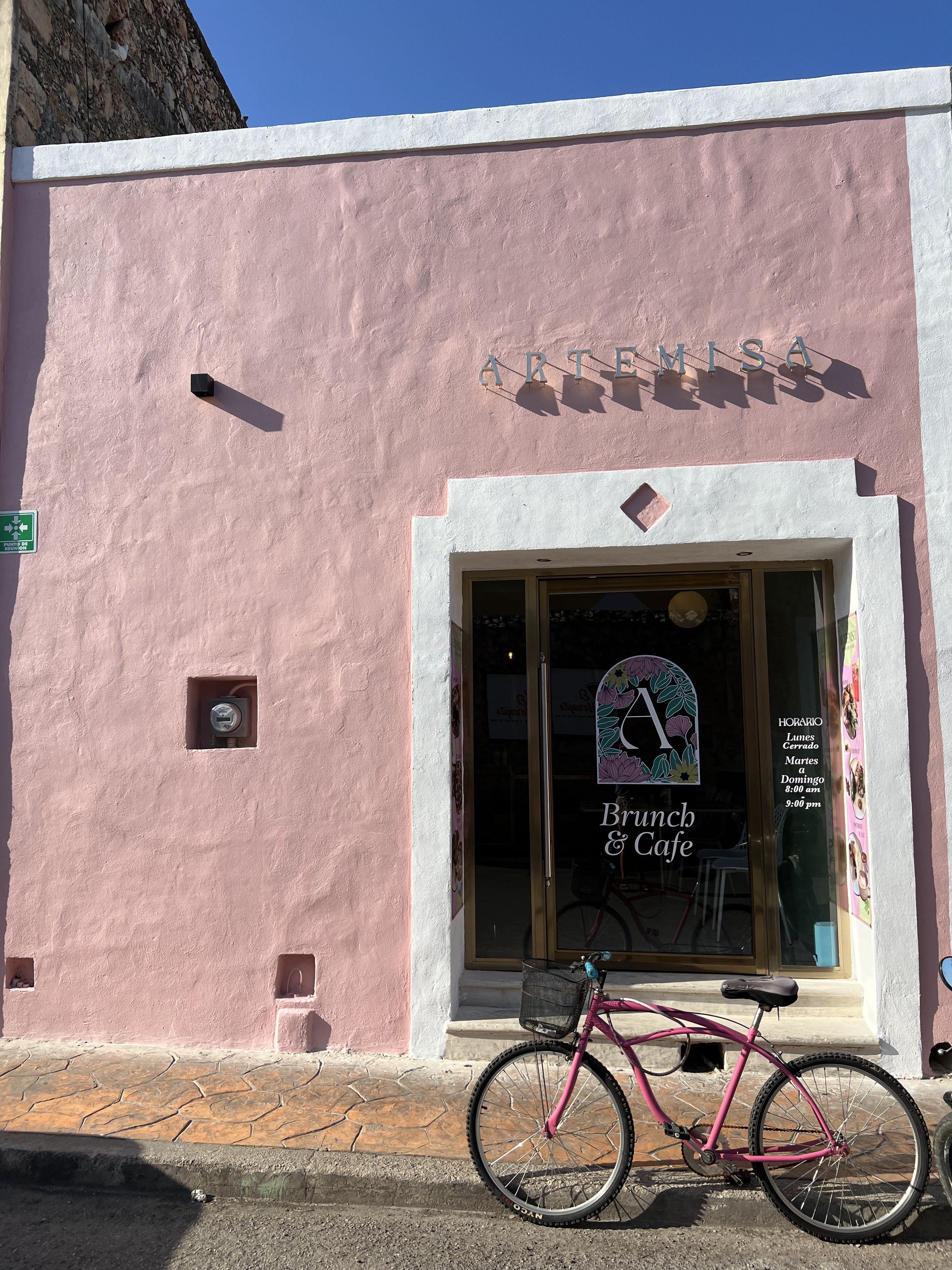 Artemisa Brunch y Café image 1