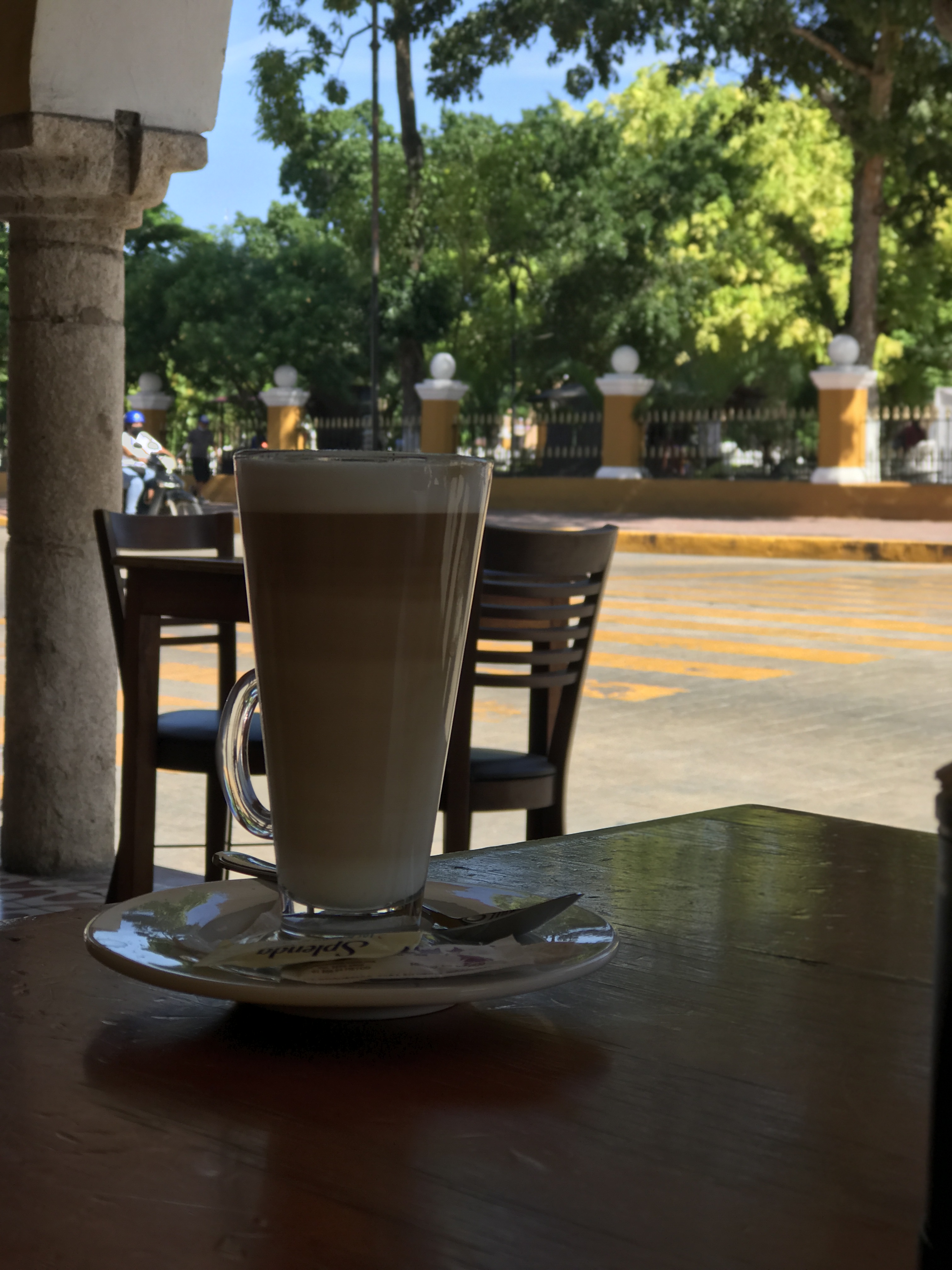 Los Portales Valladolid image 1