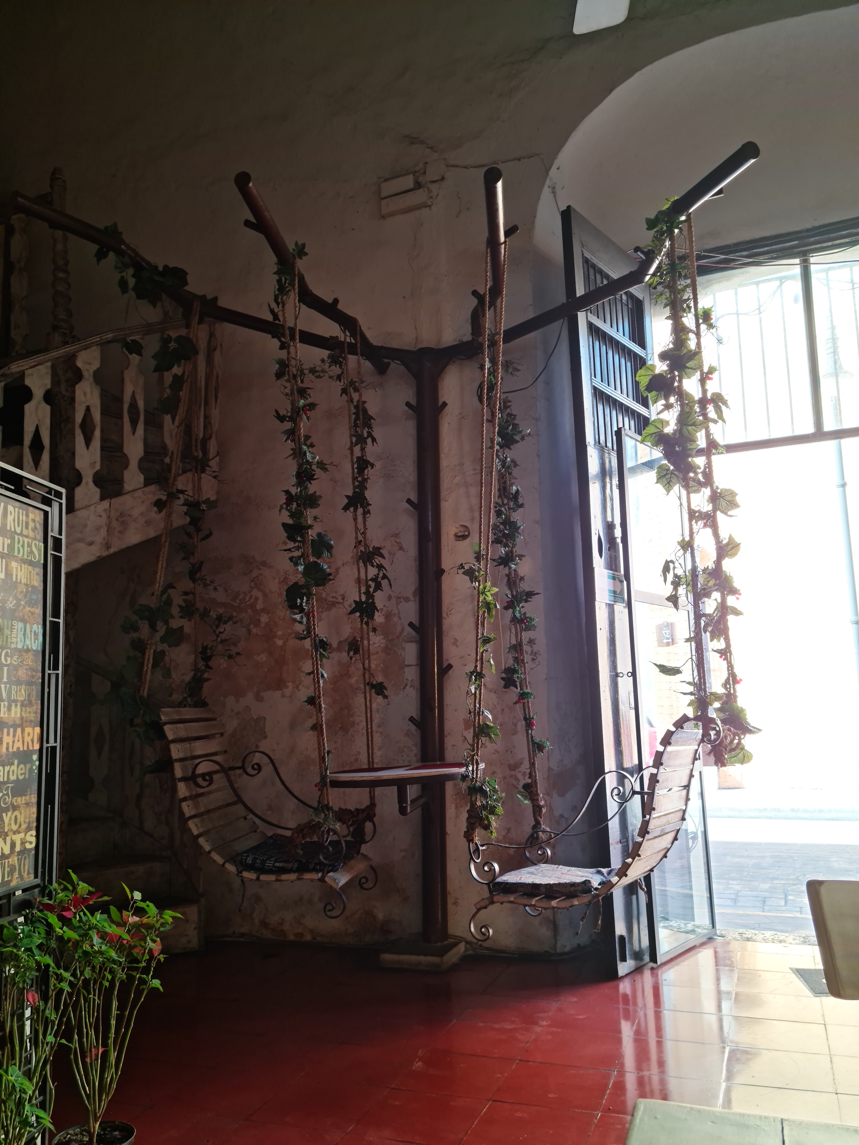 LA VILLE Bistro image 7