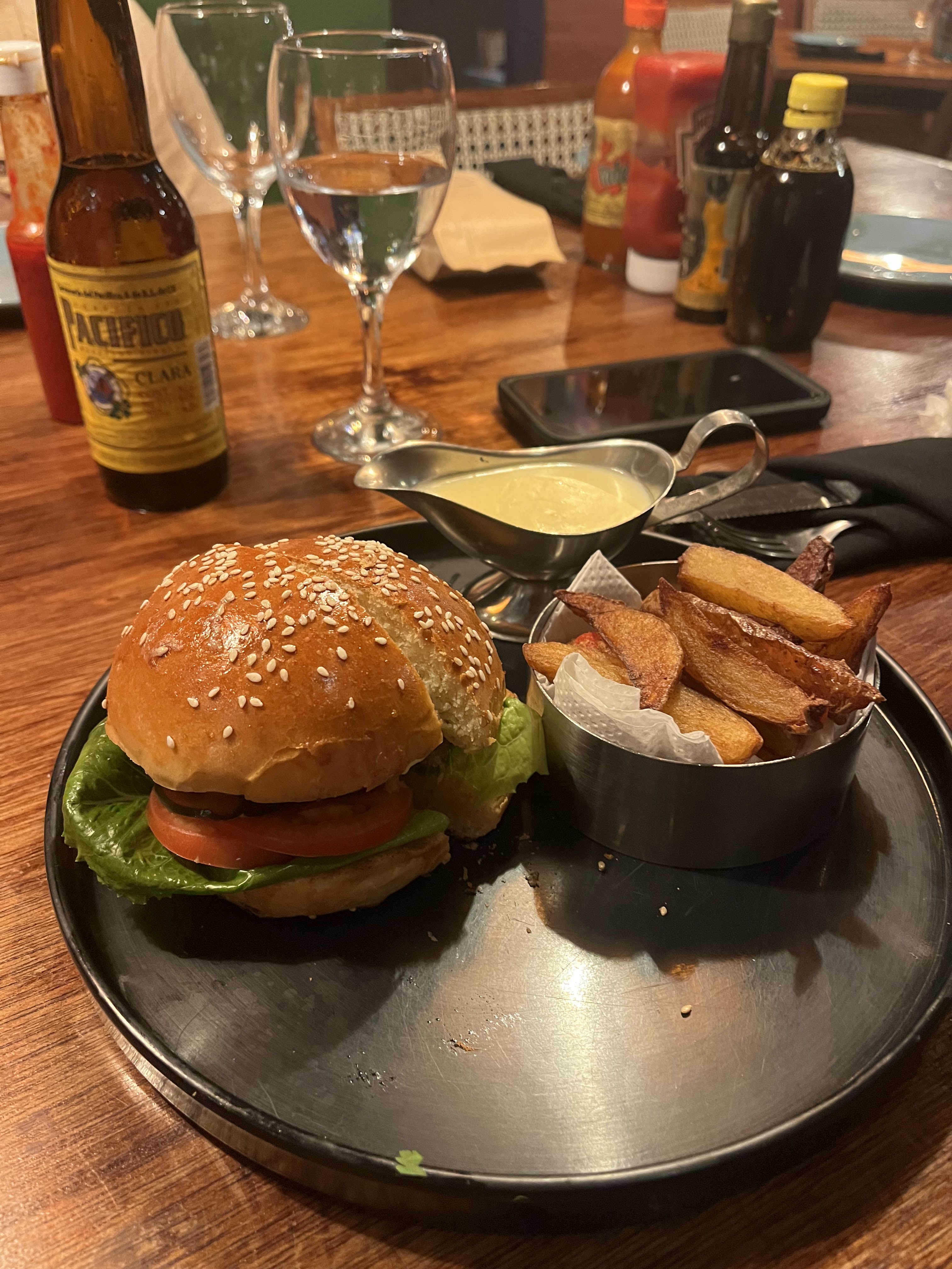 Cafeina Bistro image 8