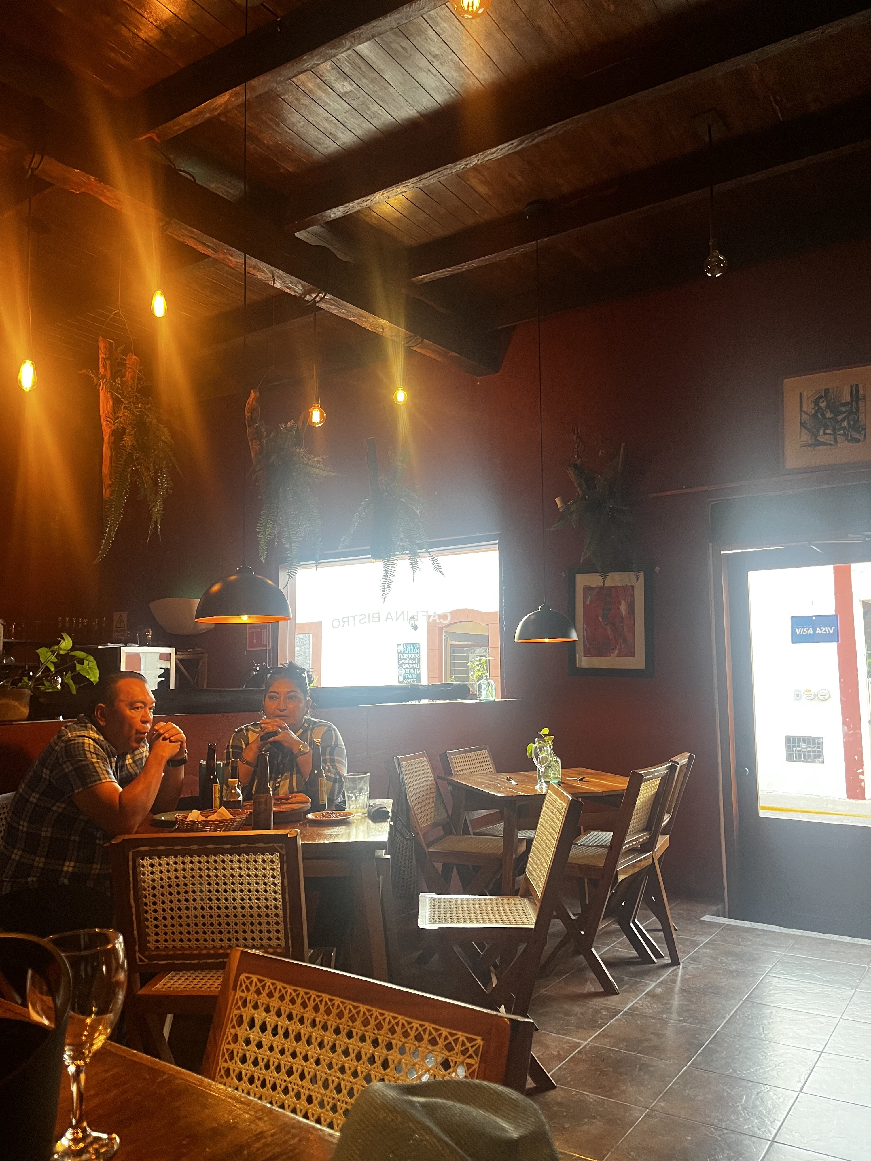 Cafeina Bistro image 10