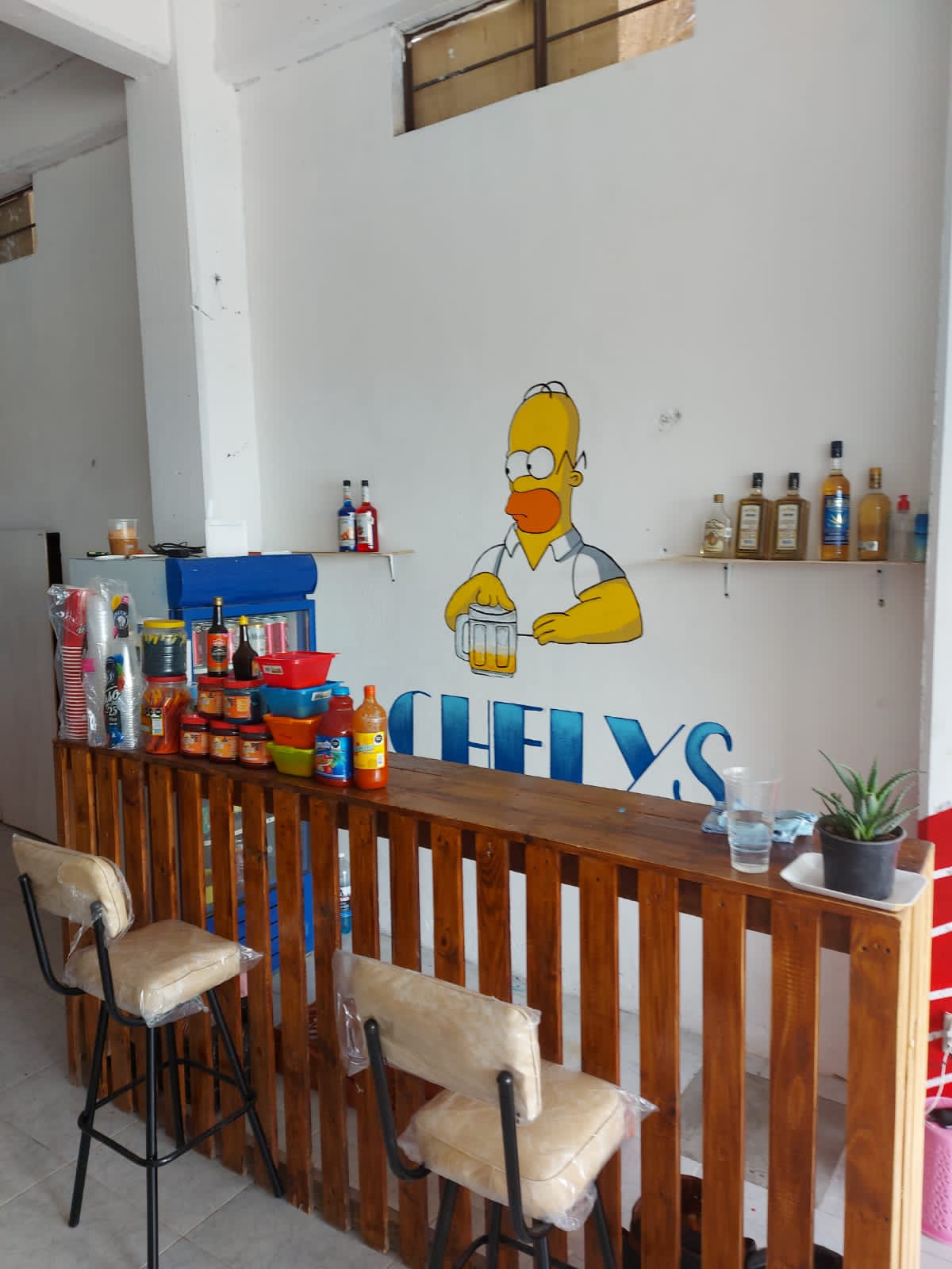 CHELYS' PIZZA & BEER image 1