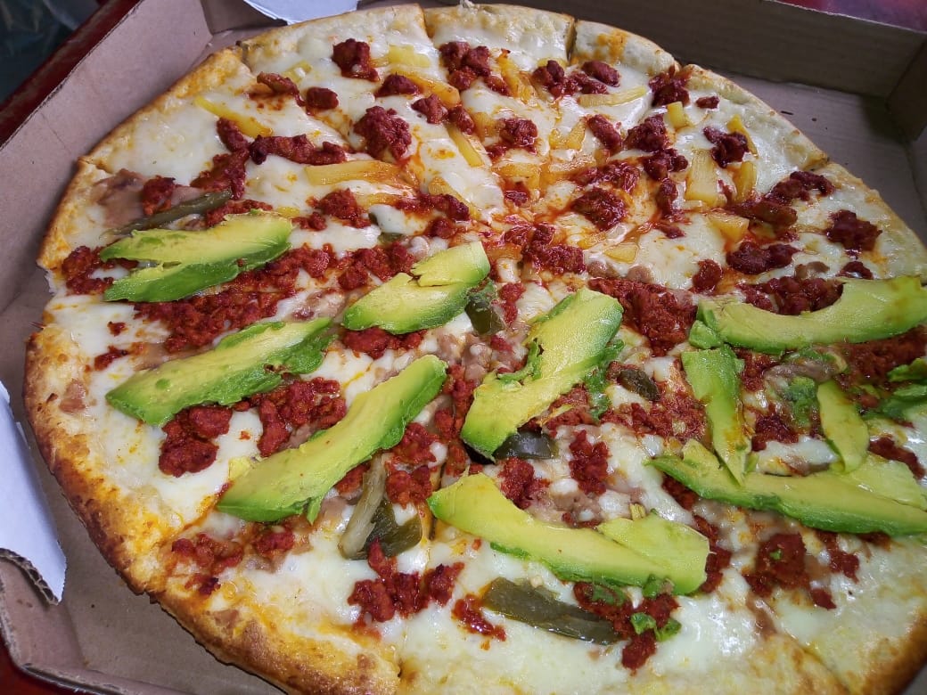 Nava's Pizza image 1