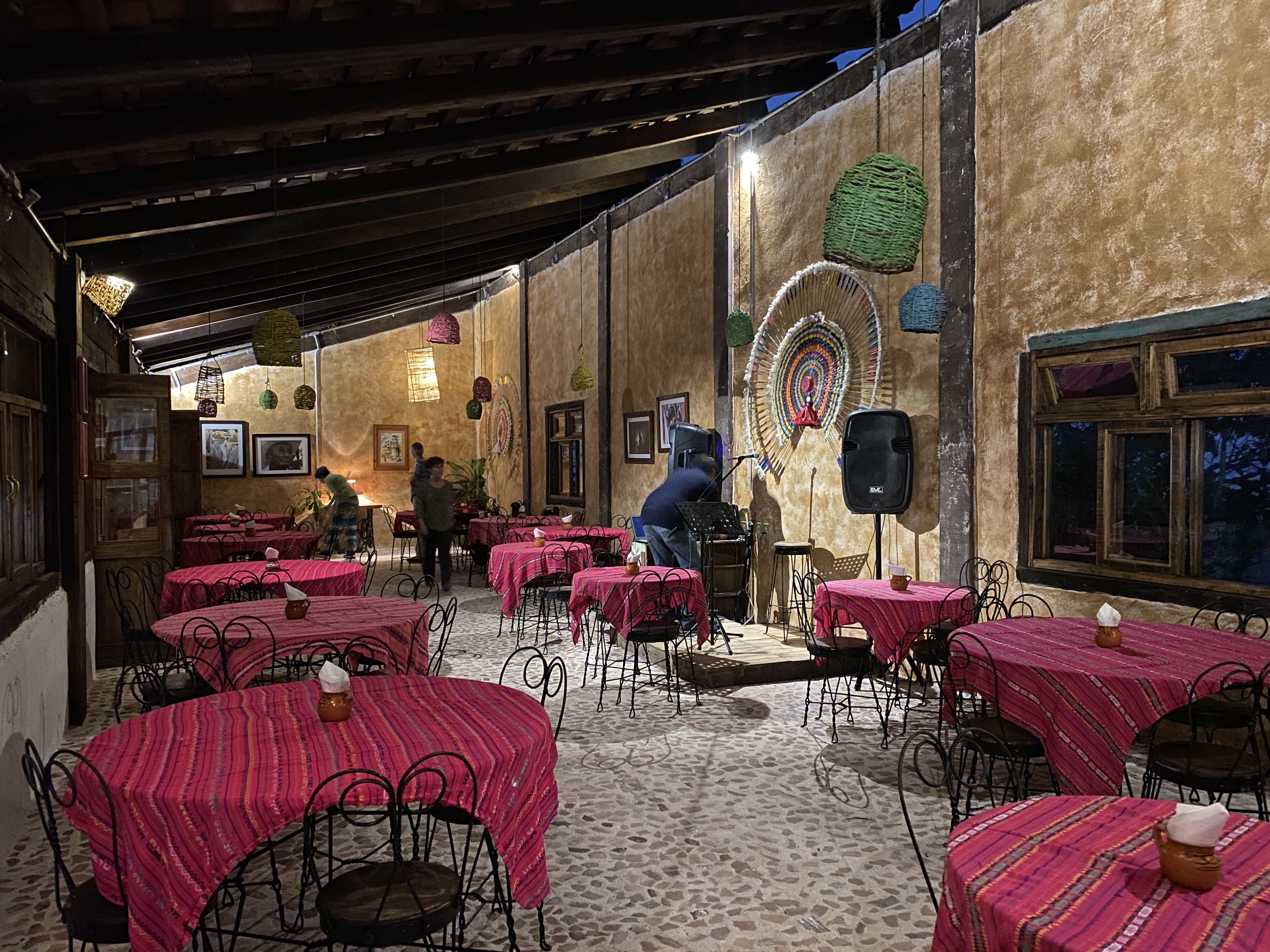 Peña Los Jarritos image 1