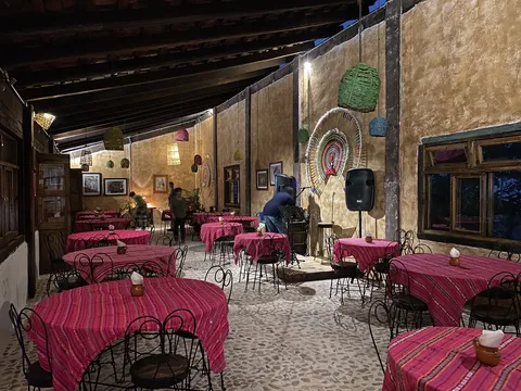 Peña Los Jarritos image 1