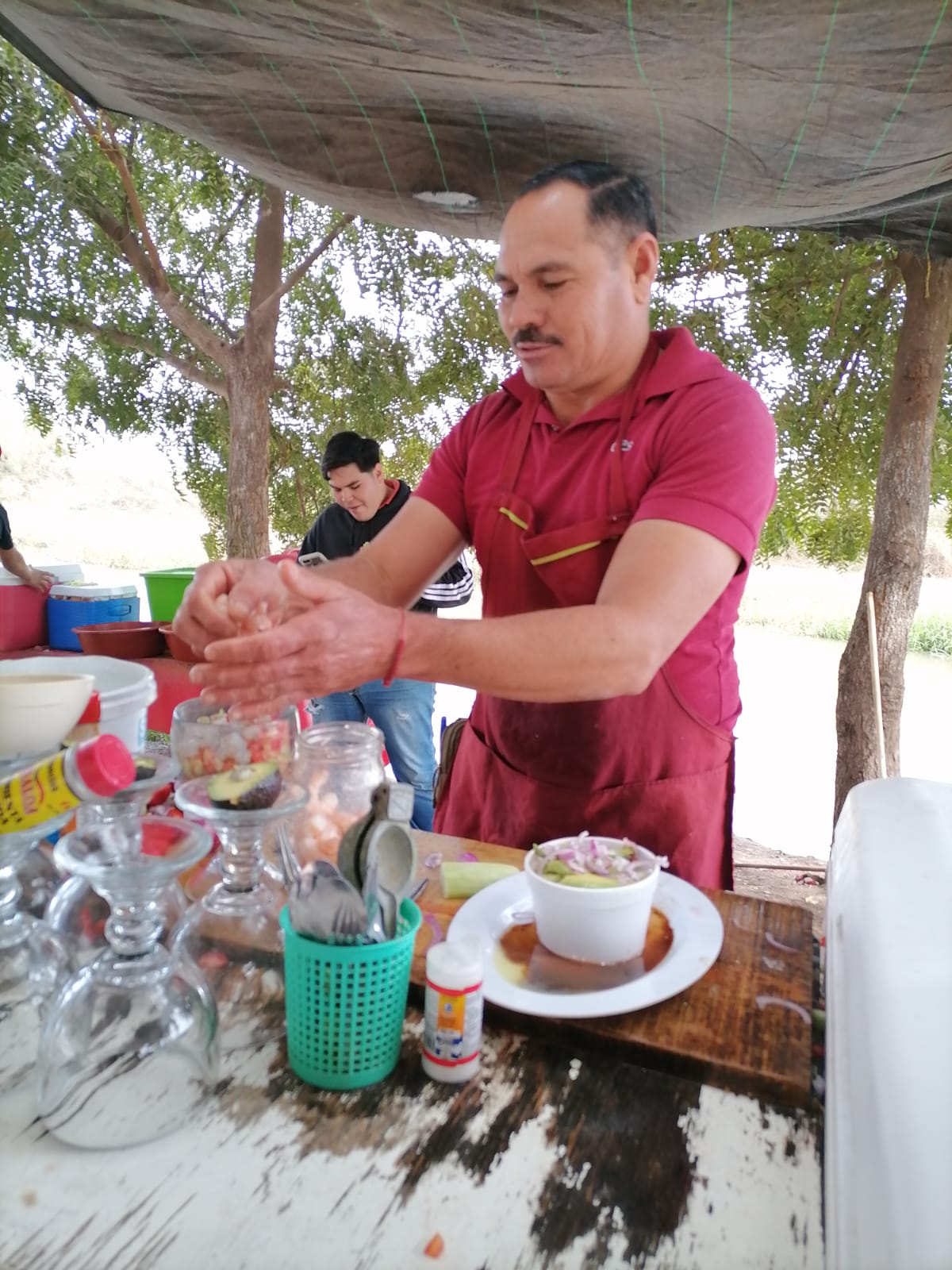 Mariscos el parientito image 9